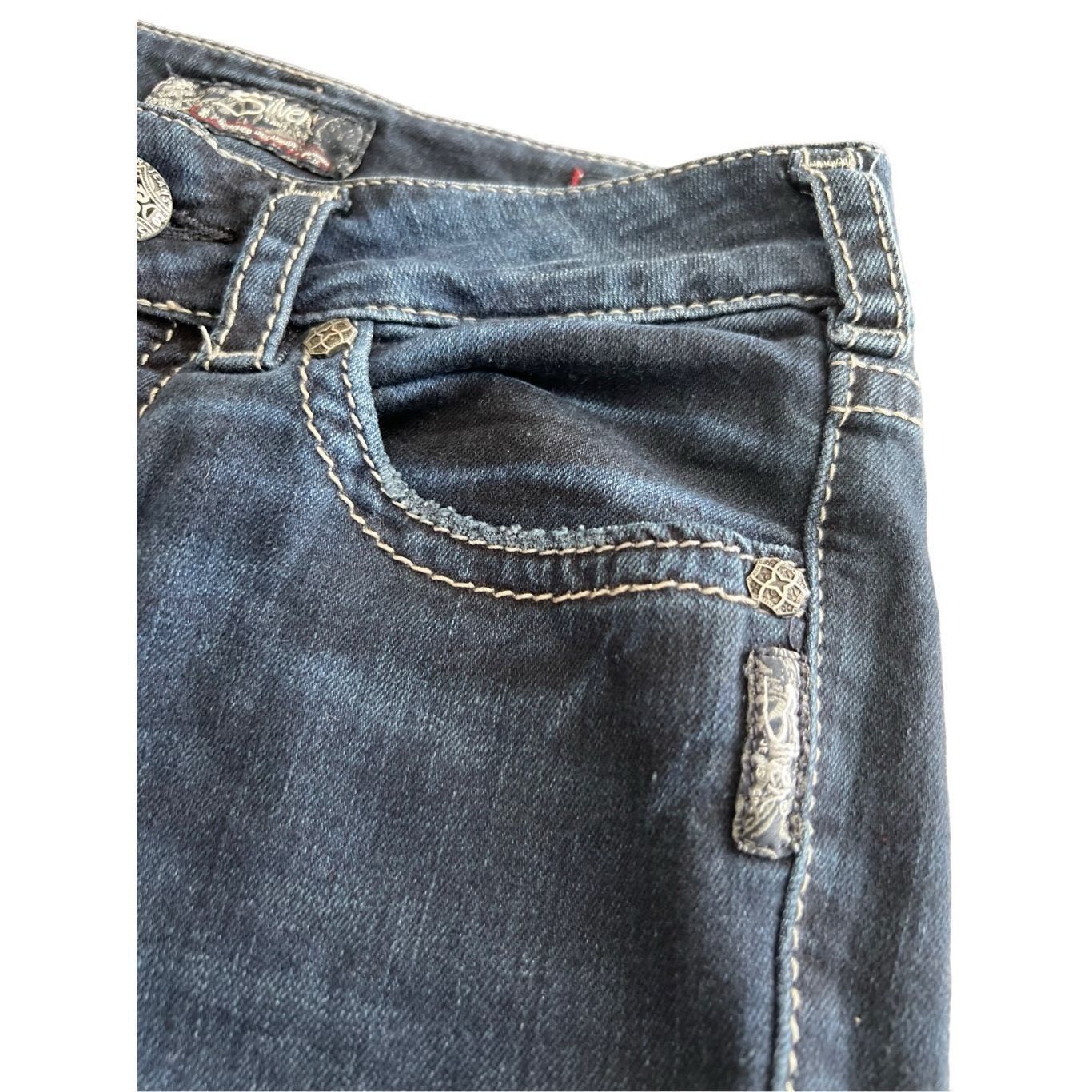 Silver Jeans Co. Silver Jean Co. Denim Suki mid Capri jean size 28x23 Size 28" / US 6 / IT 42 - 5 Thumbnail