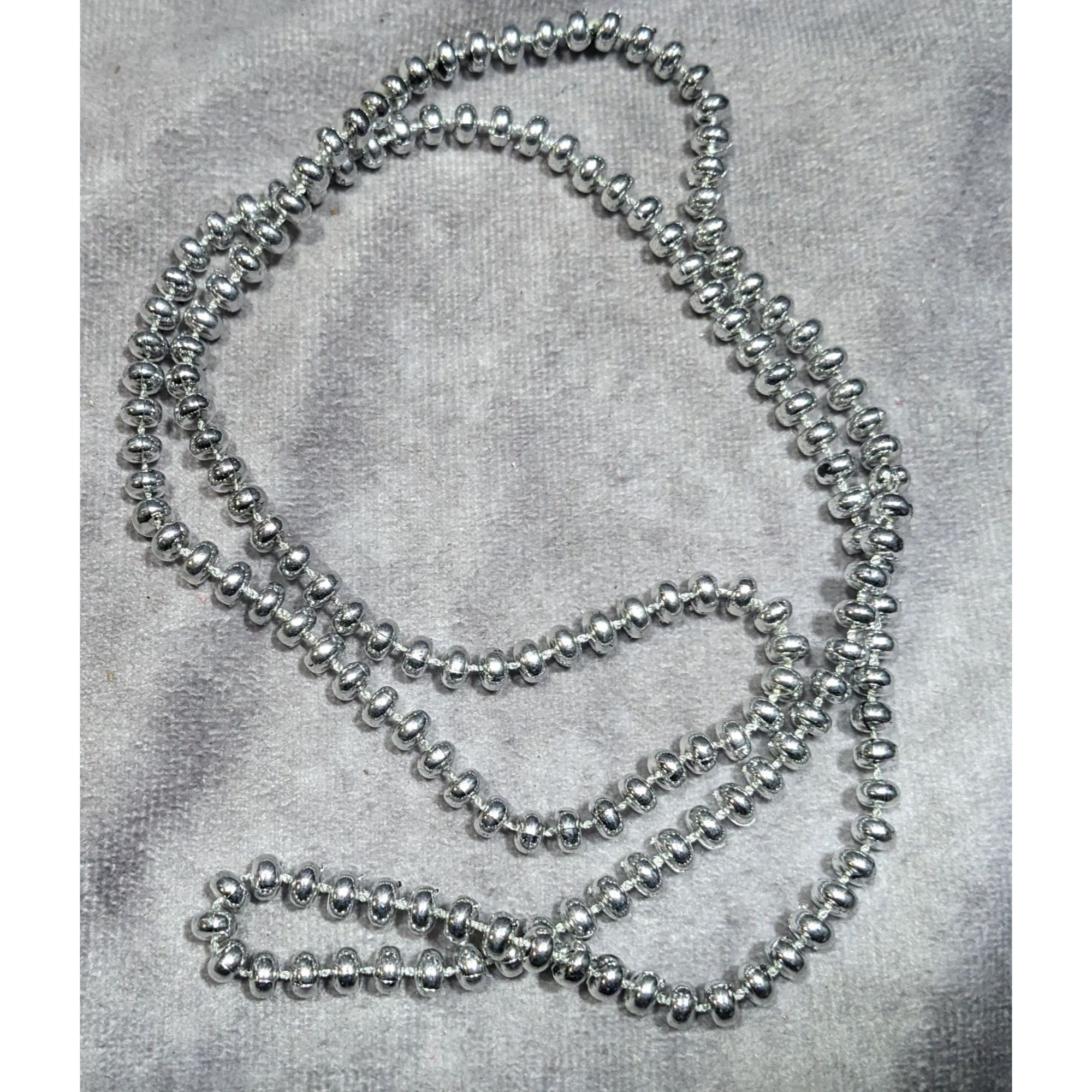 Other Casual Bright Silver Tone Plastic Beaded Necklace Size ONE SIZE - 4 Thumbnail