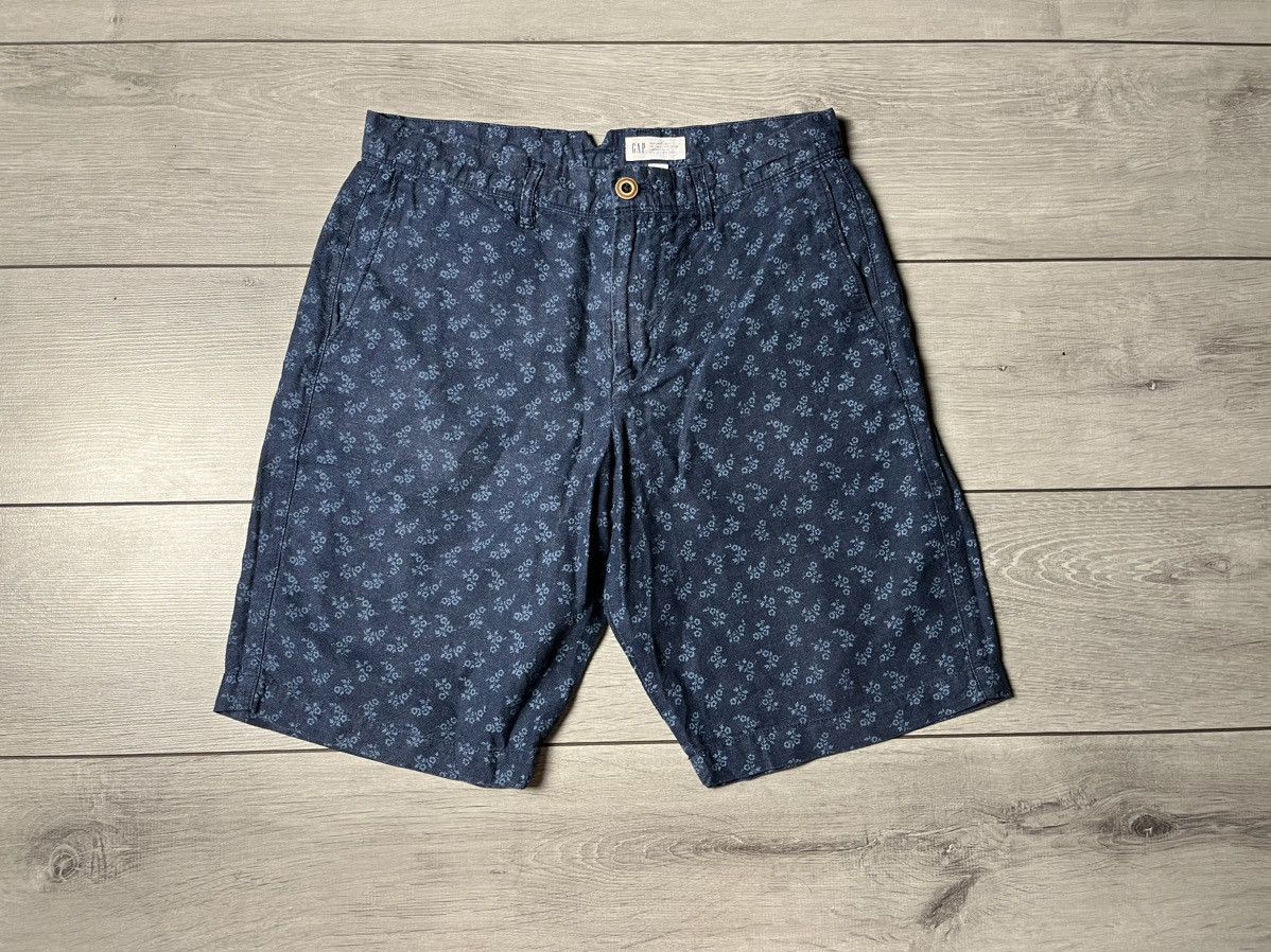 Gap Gap monogram shorts classic Linen size 30 Size US 30 / EU 46 - 1 Thumbnail