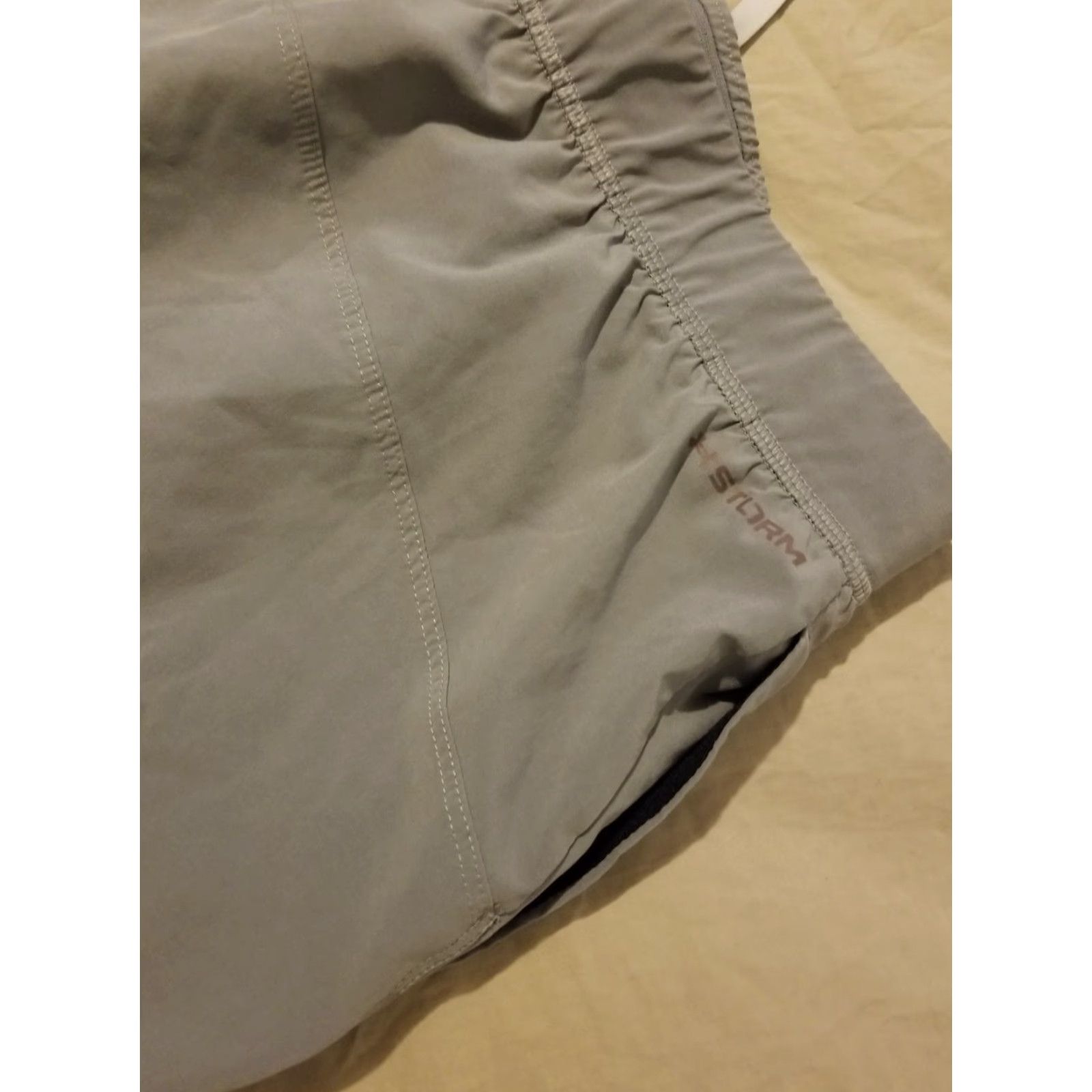 Under Armour Under Armour Mens Shorts XL Gray Athletic Gym Workout Size US 36 / EU 52 - 3 Thumbnail
