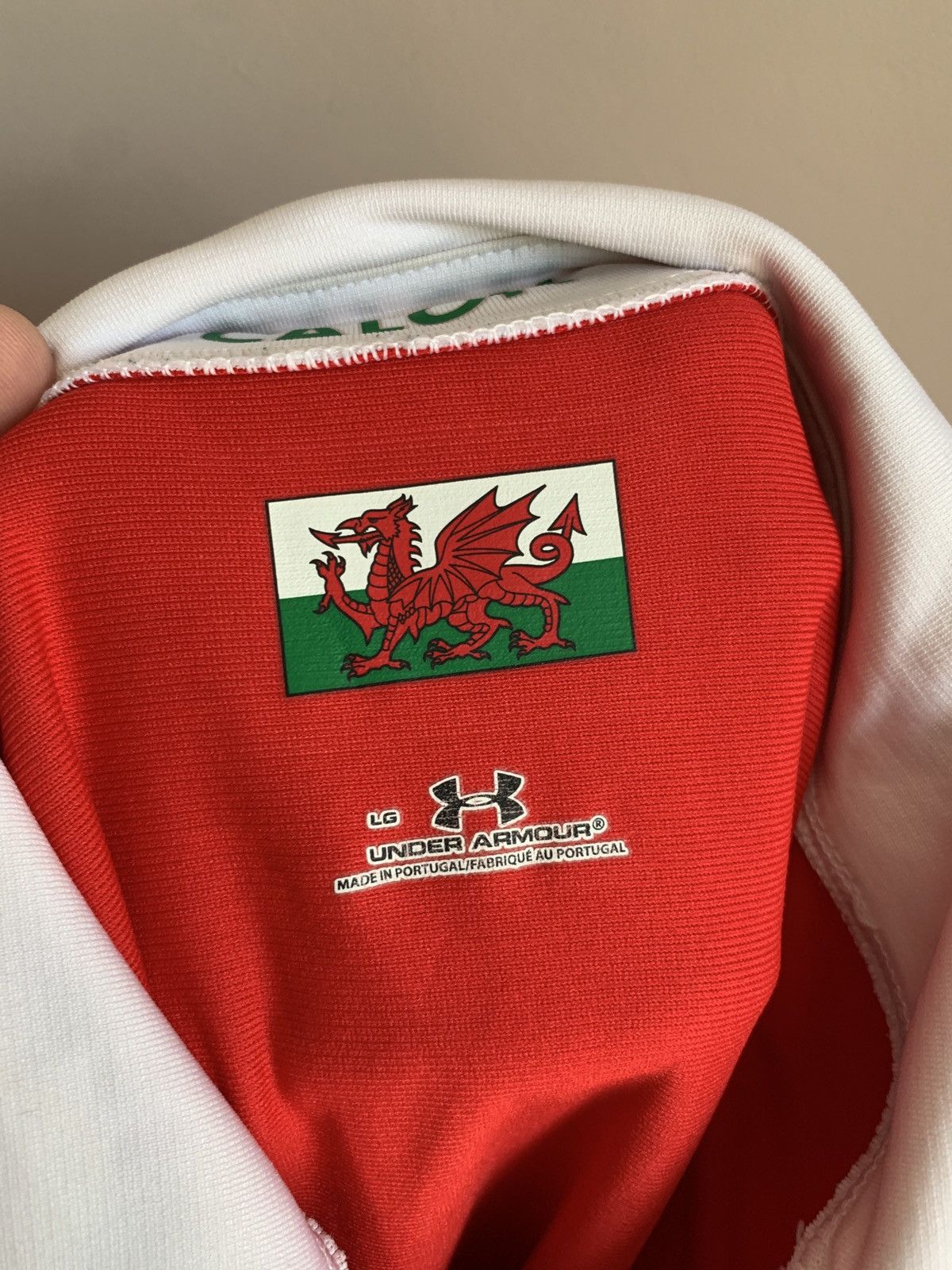 Under Armour Wales 2008 Home Rugby Union Shirt Under Armor Jersey Size L Size US L / EU 52-54 / 3 - 8 Thumbnail