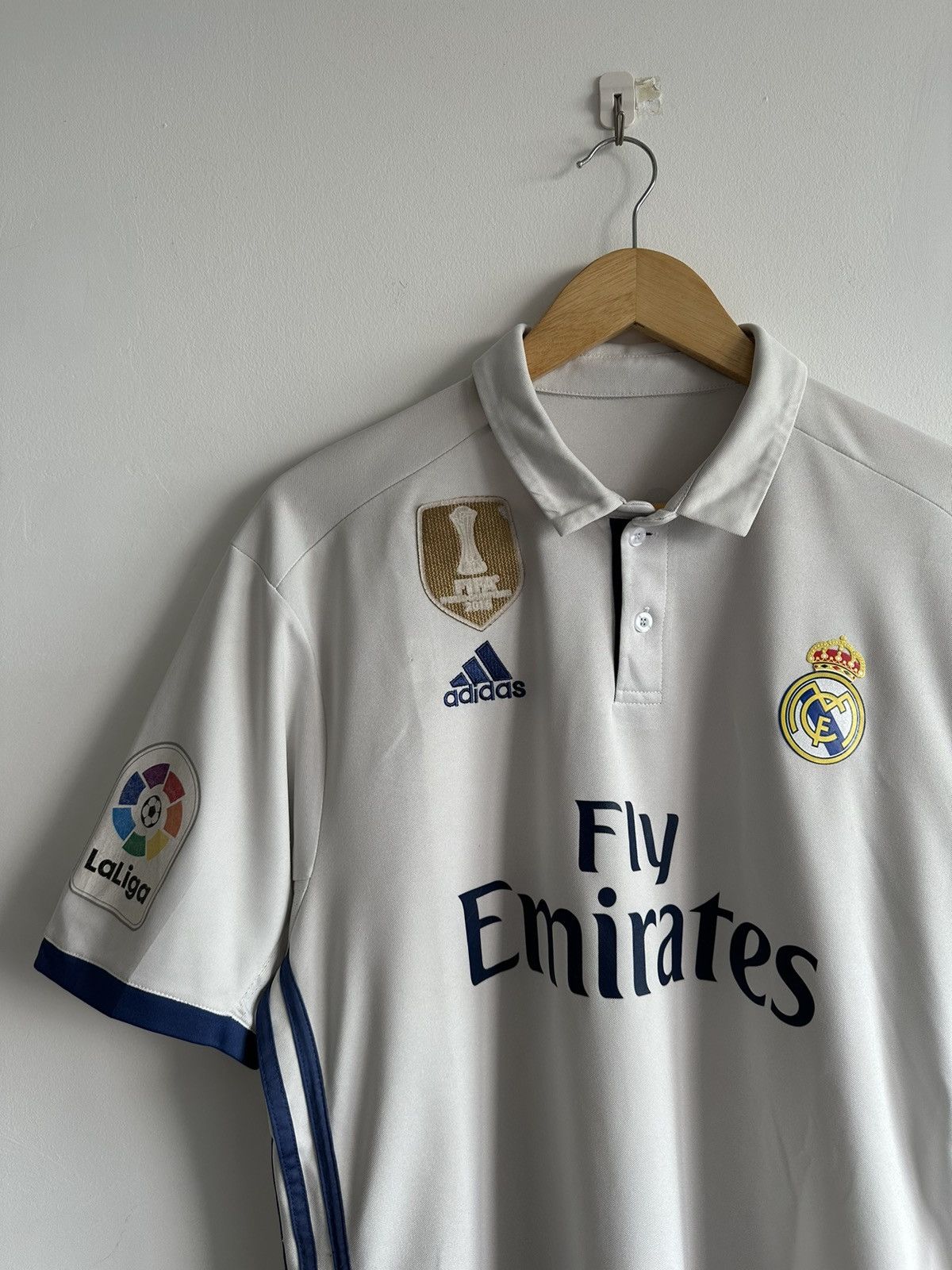 Adidas × Vintage Vintage Real Madrid 2016-2017 Adidas Soccer Jersey Rare Size US L / EU 52-54 / 3 - 3 Thumbnail
