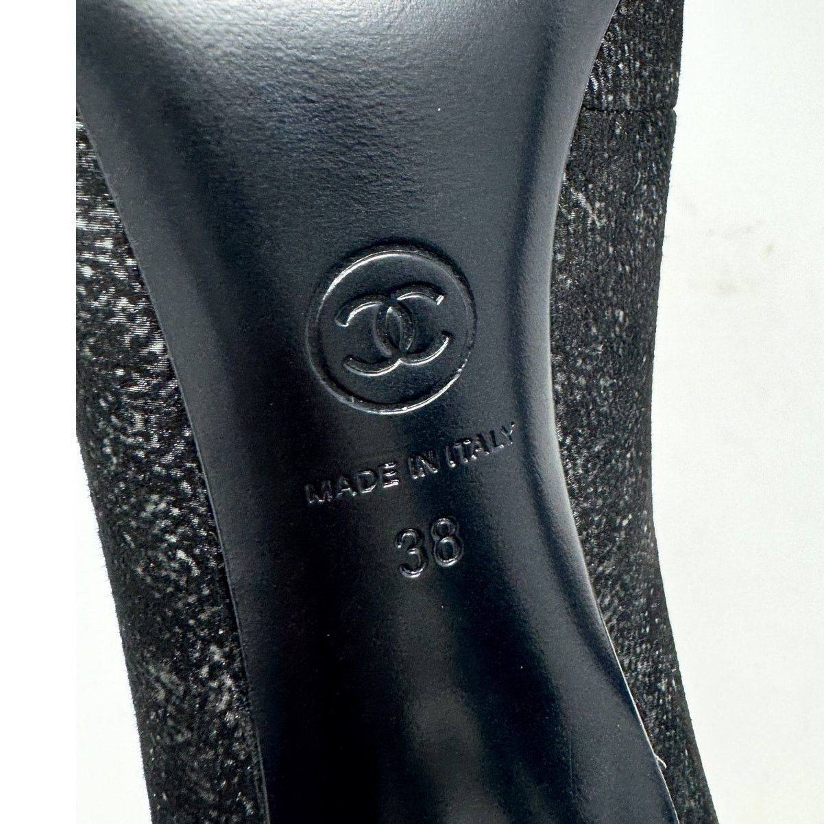 Chanel Chanel Pearl Heel CC logo Victorian Ankle Boots size 38 Size US 8 / IT 38 - 13 Thumbnail