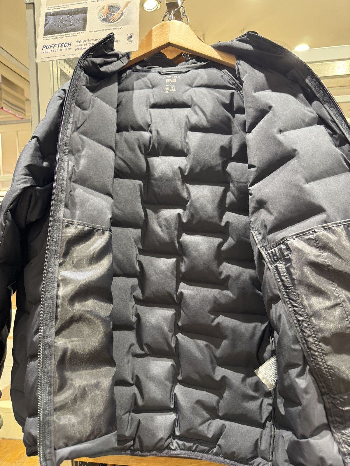 Uniqlo Uniqlo Pufftech Parka Size US M / EU 48-50 / 2 - 5 Thumbnail
