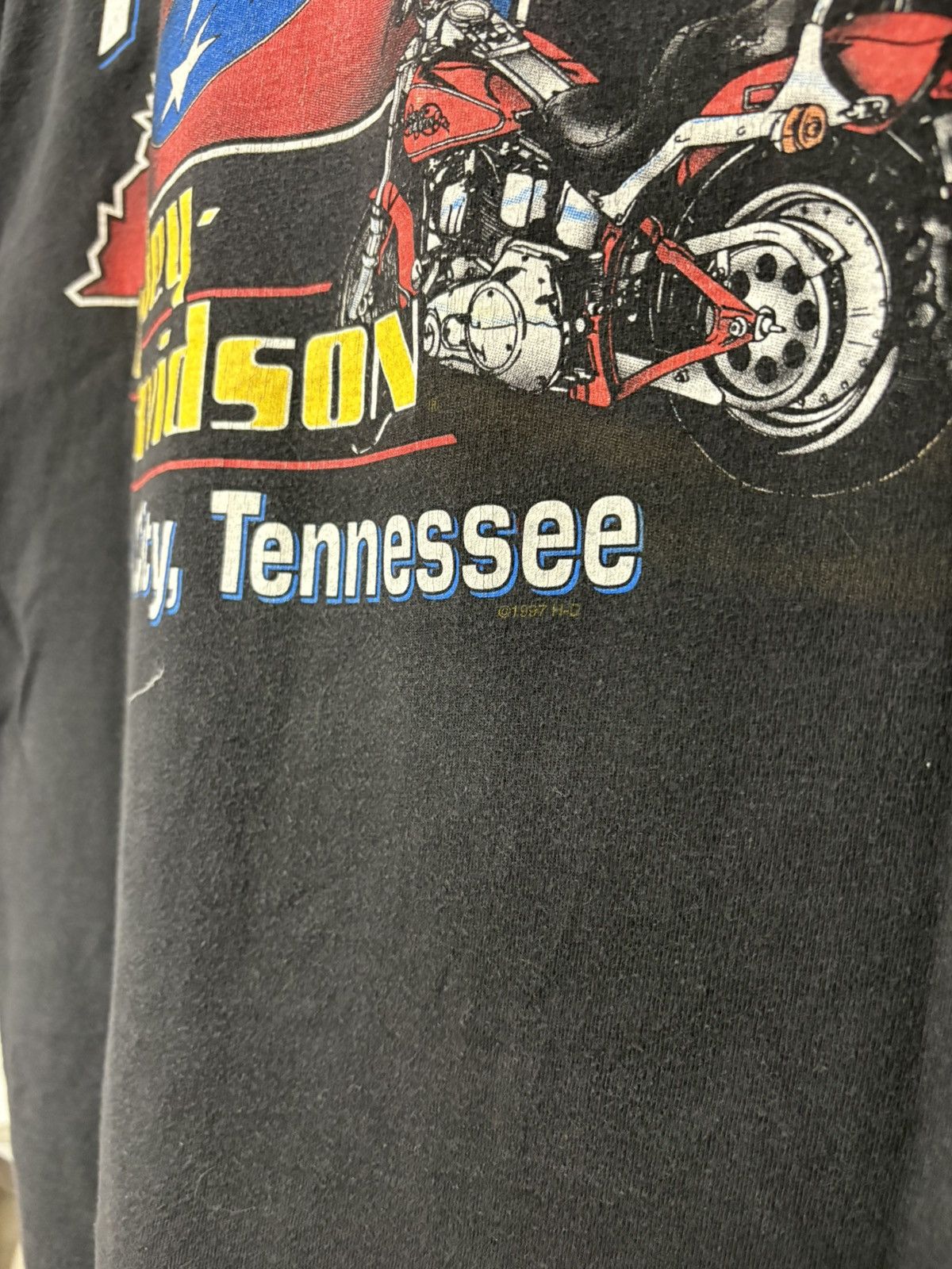 Harley Davidson Vintage faded 1997 Harley Davidson “fathead” twin cam tee Size US XL / EU 56 / 4 - 7 Thumbnail