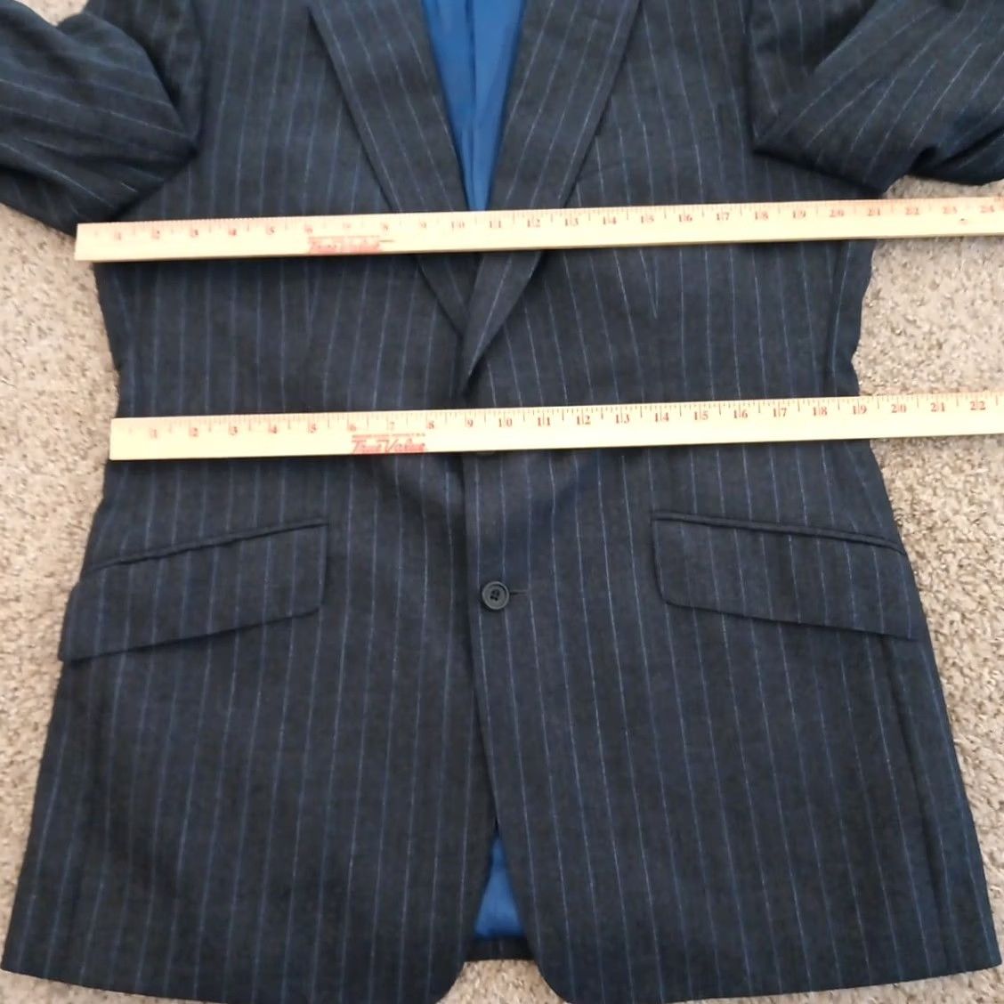 Chester Barrie Chester Barrie Blazer Mens 40 Short Gray Striped Wool Cashmere Double Vent Notch Lapel Blazer jacket two-button chest 42 Regular Mens Size US 40 / EU 56 - 5 Thumbnail