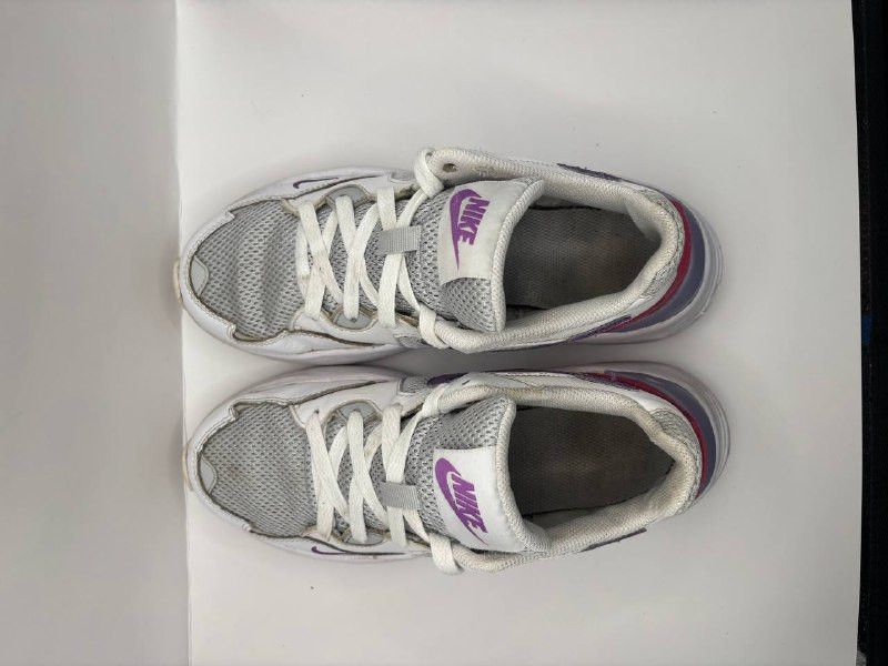 Nike Nike Air Max Excee White/Purple (Size 5Y/37.5) Size US 7.5 / IT 37.5 - 11 Thumbnail
