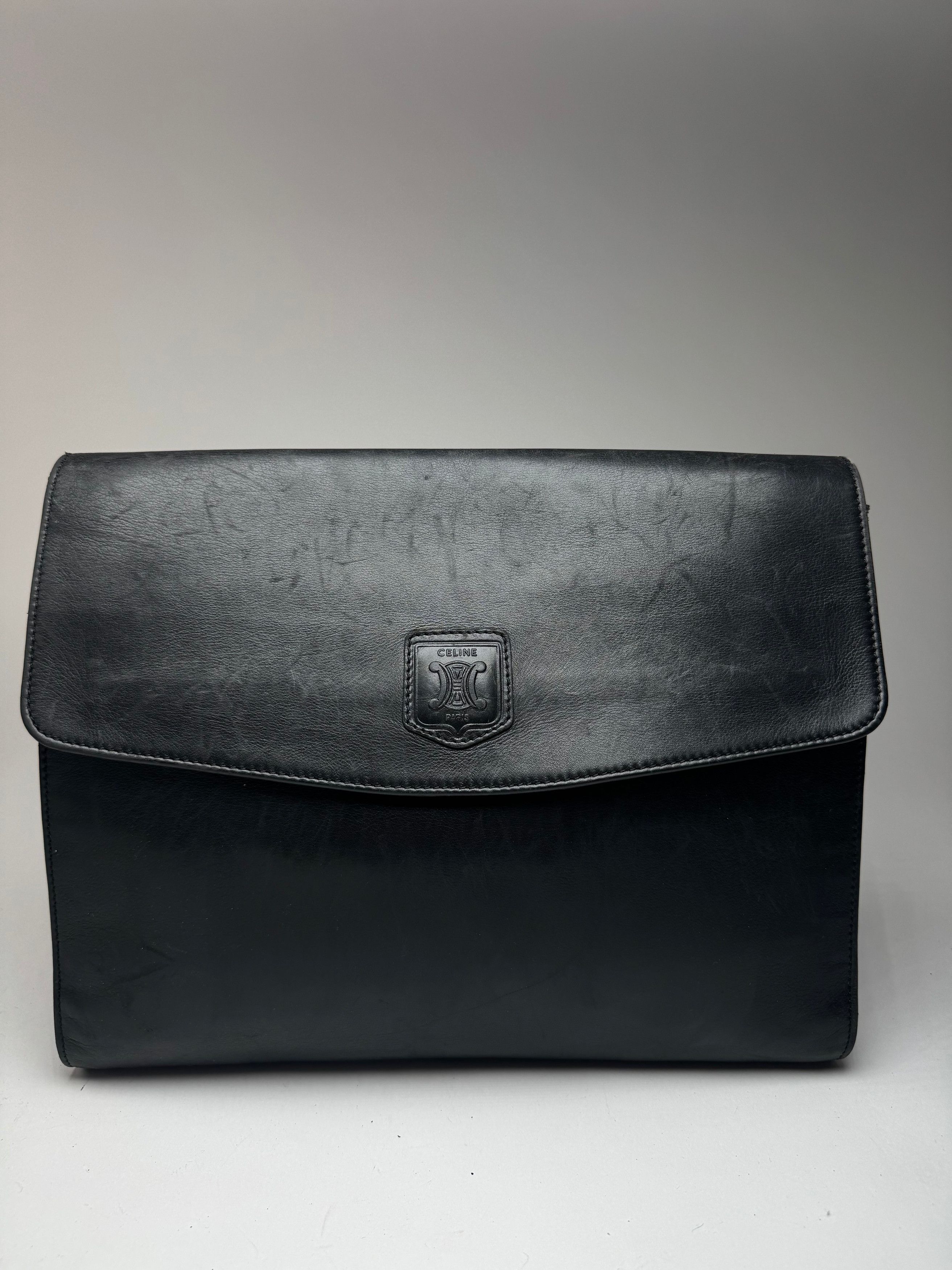 Celine Vintage Paris Triomphe Leather Clutch Black Size ONE SIZE - 1 Thumbnail