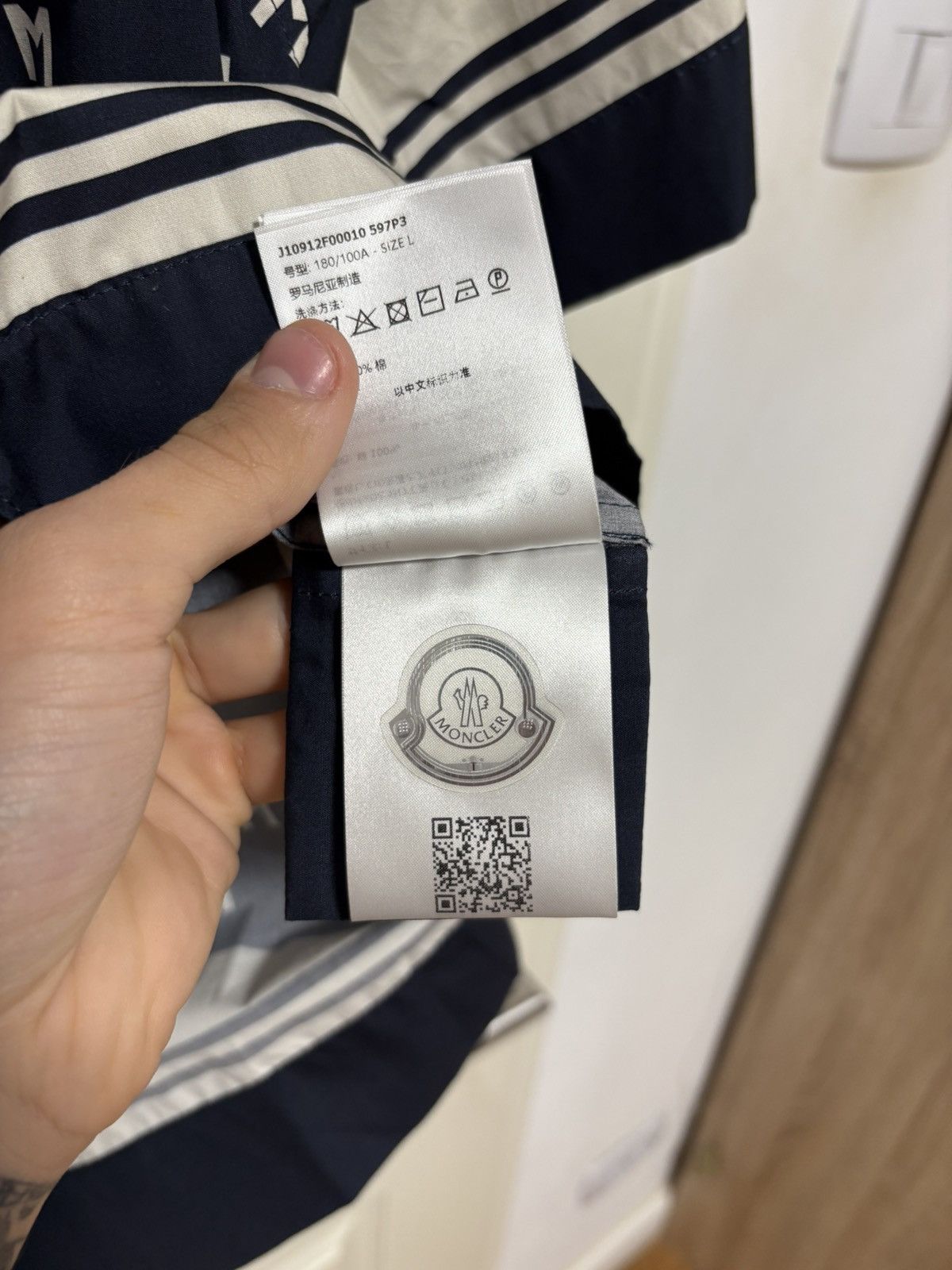 Moncler Moncler Short Sleeved Shirt Size US L / EU 52-54 / 3 - 6 Thumbnail