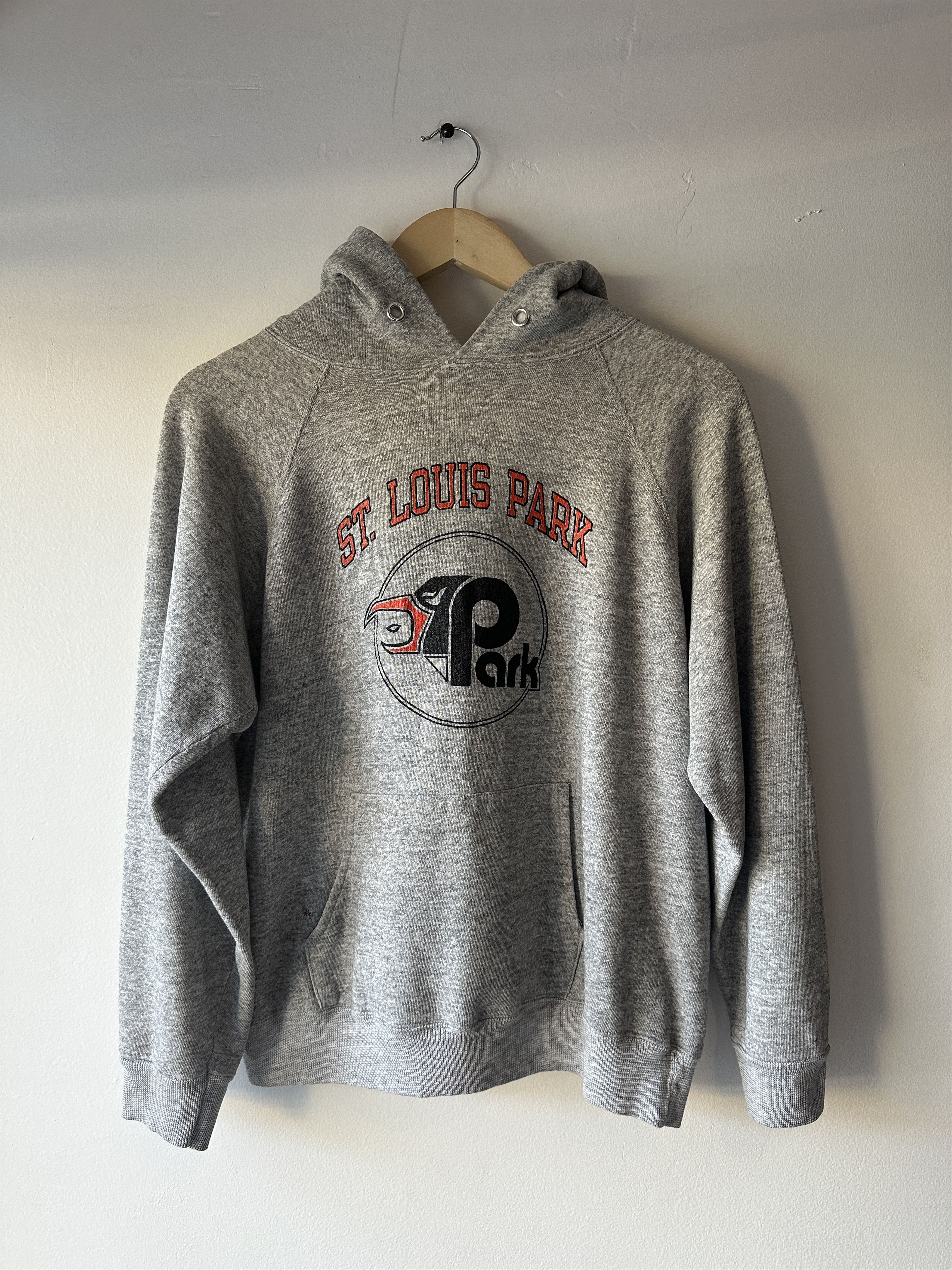 Champion Vintage 80's Champion Louis Park Minnesota Hoodie Large Size US M / EU 48-50 / 2 - 1 Thumbnail