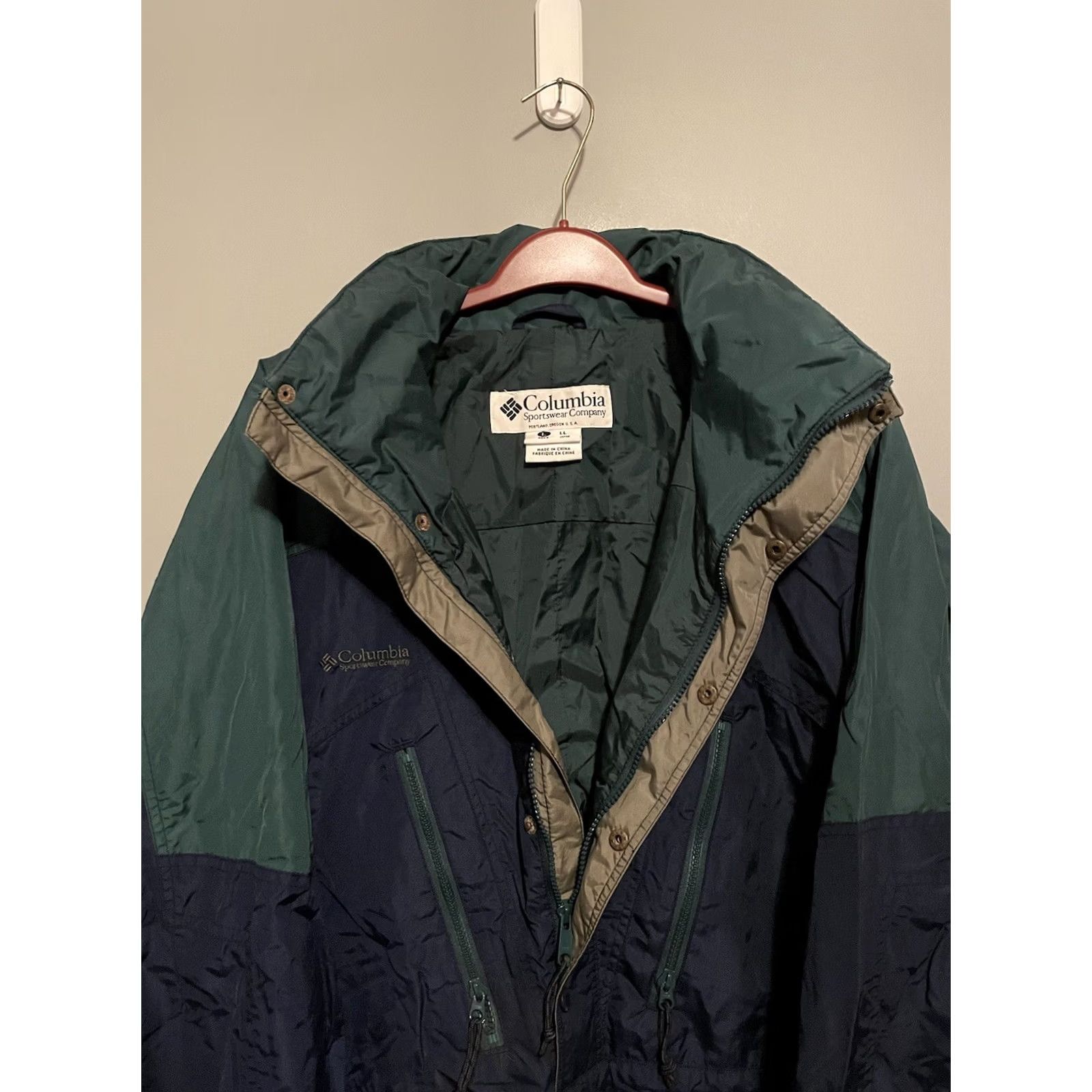 Vintage VINTAGE Columbia Jacket Mens Large Blue Parka Outdoor Rain Coat Nylon 1990s Effect Men L Blue Parka Mens Size US L / EU 52-54 / 3 - 3 Thumbnail