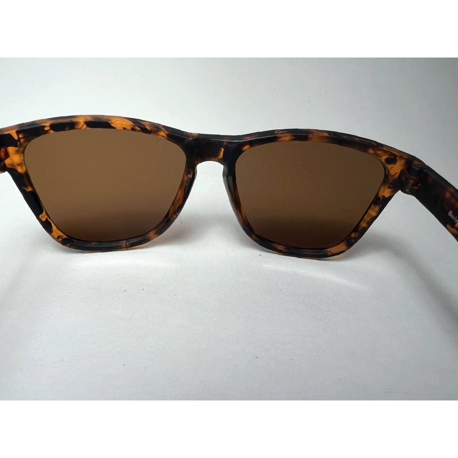 Vintage Goodr Sunglasses Tortoise Polarized Unisex Adult Bosley's Basset Hound Dreams Size ONE SIZE - 7 Thumbnail