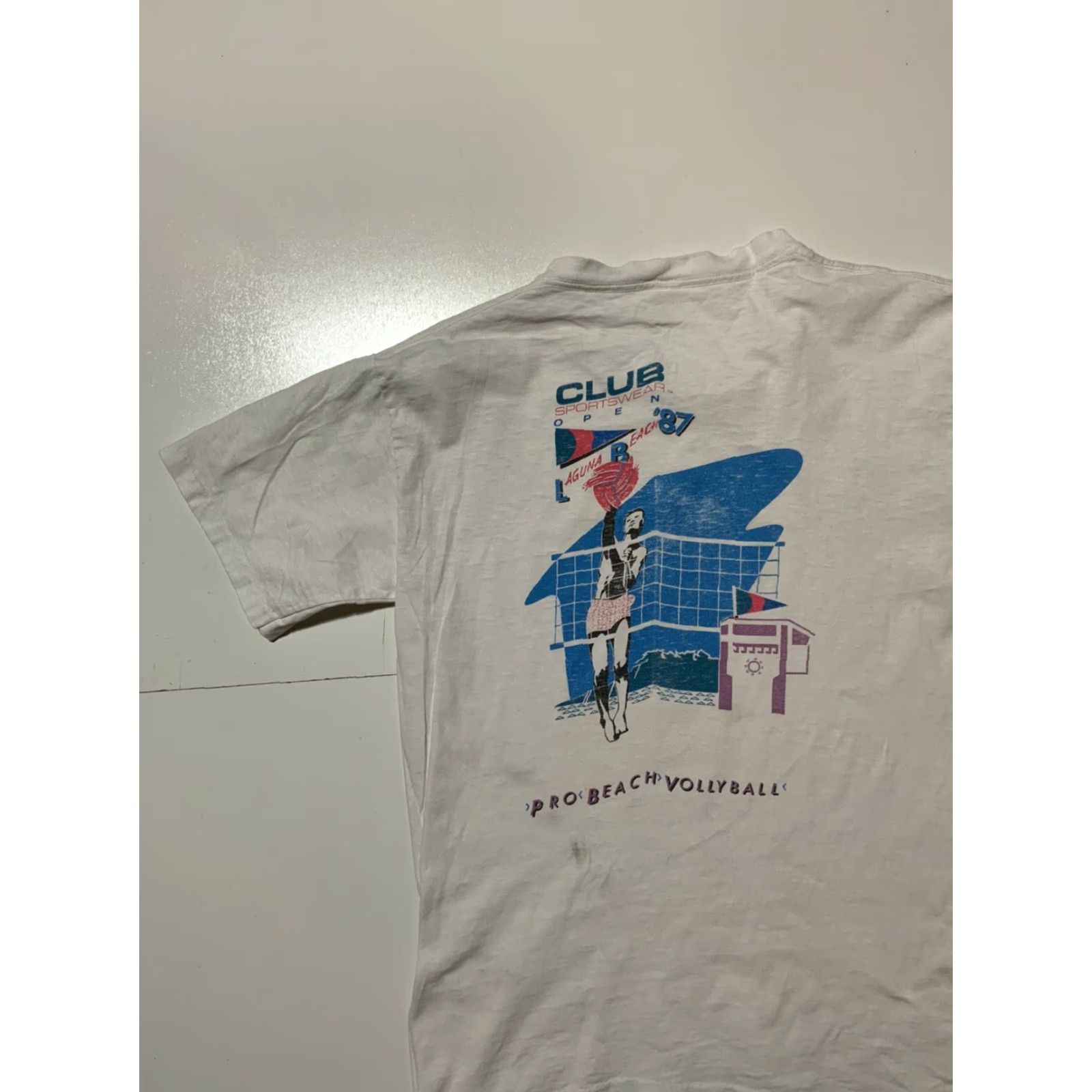 Vintage VINTAGE Club Sportswear Open Laguna Beach Volleyball Hobie T-Shirt Sz. M White Cotton 1987 Size US M / EU 48-50 / 2 - 5 Thumbnail