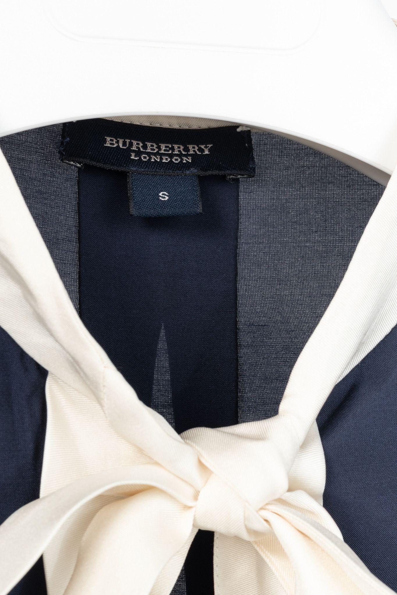Burberry Burberry Navy Rayon Tie-Neck Long-Sleeve Blouse Size S / US 4 / IT 40 - 4 Thumbnail