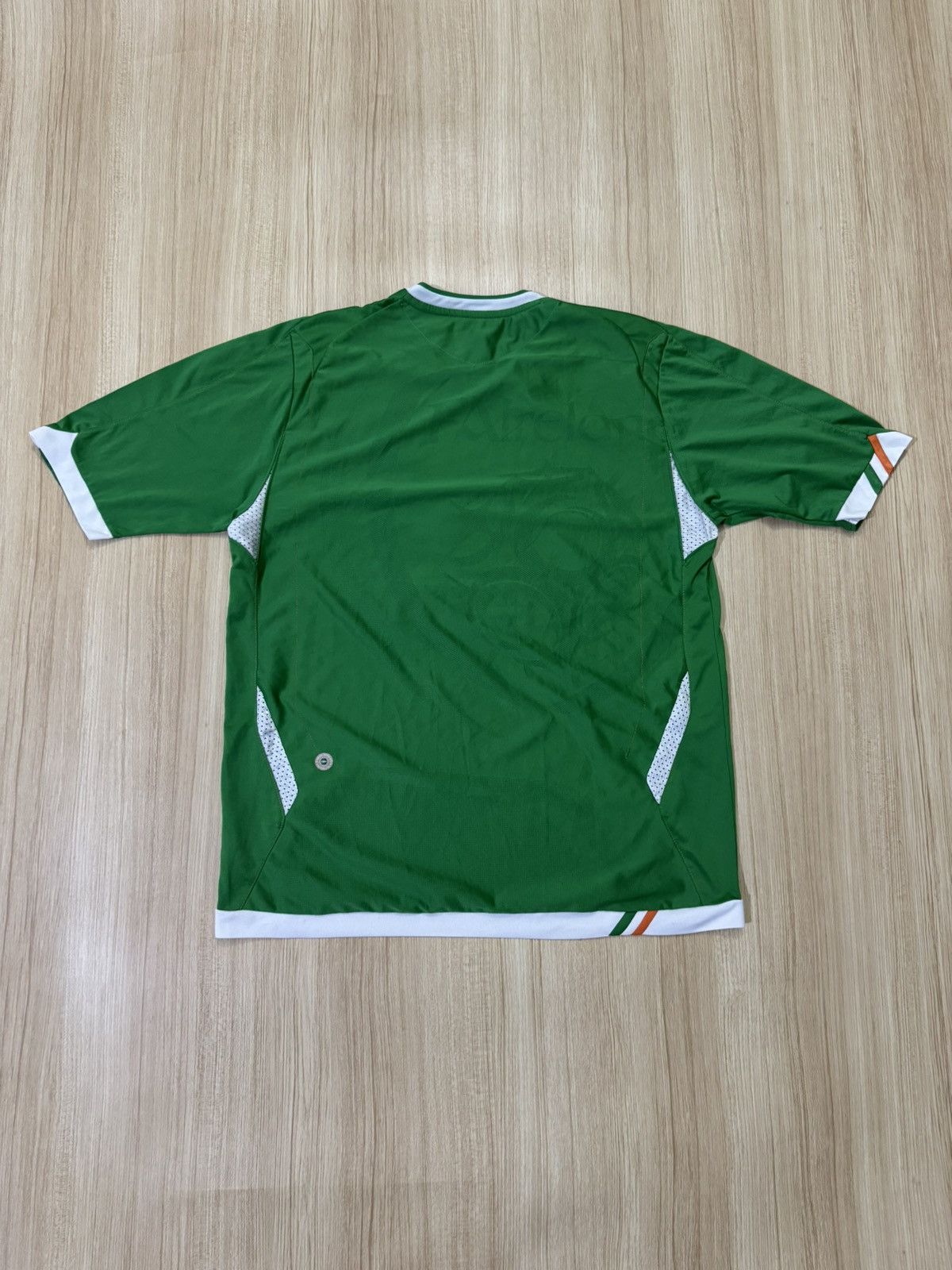Umbro REPUBLIC OF IRELAND 2006-2008 HOME JERSEY BY UMBRO Size US L / EU 52-54 / 3 - 4 Thumbnail