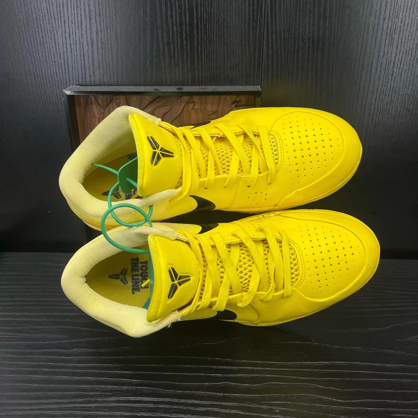 Nike Nike Zoom Kobe 4 Yellow Size US 9.5 / EU 42-43 - 7 Thumbnail