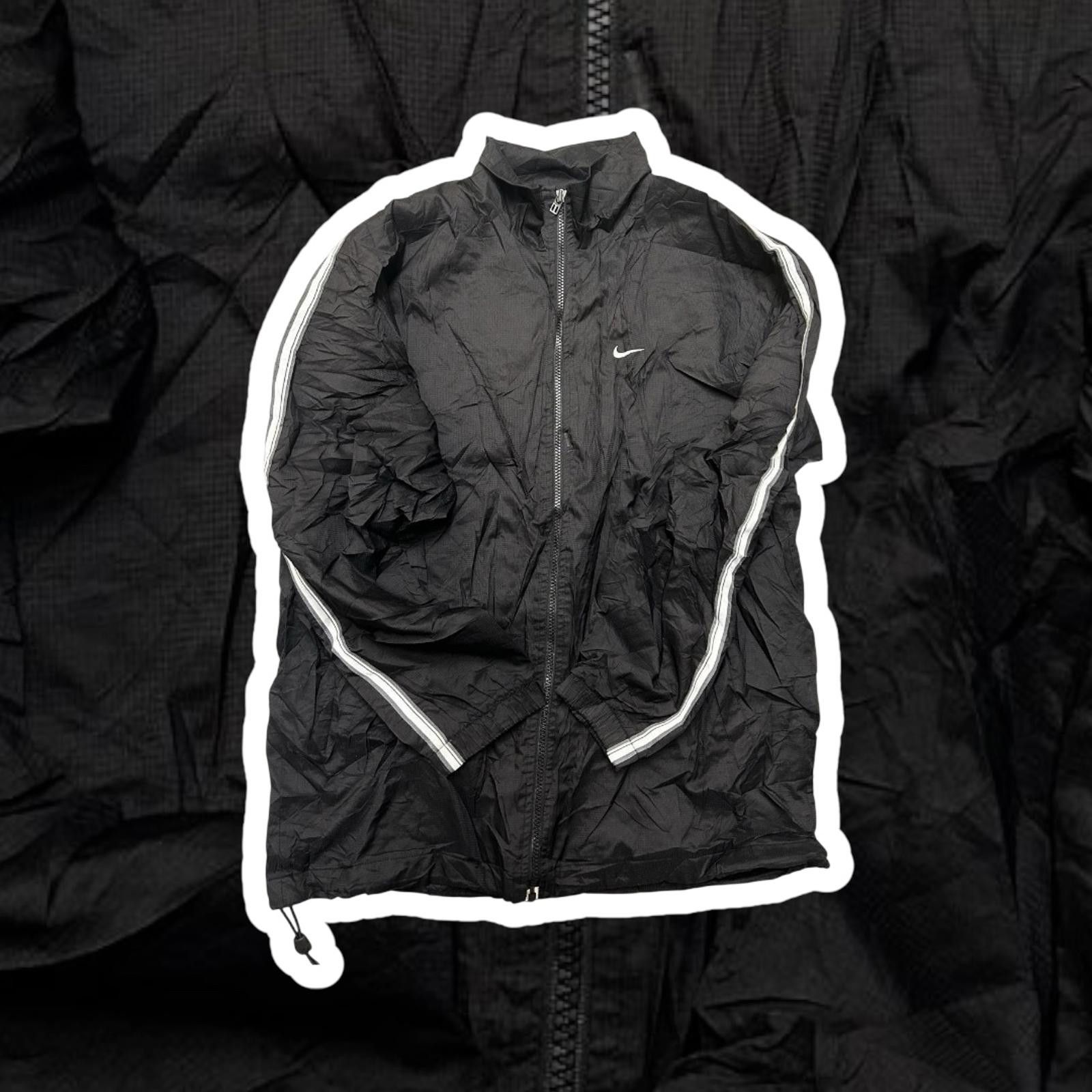 Nike Nike Lightweight Black Windbreaker Jacket Size US L / EU 52-54 / 3 - 1 Thumbnail
