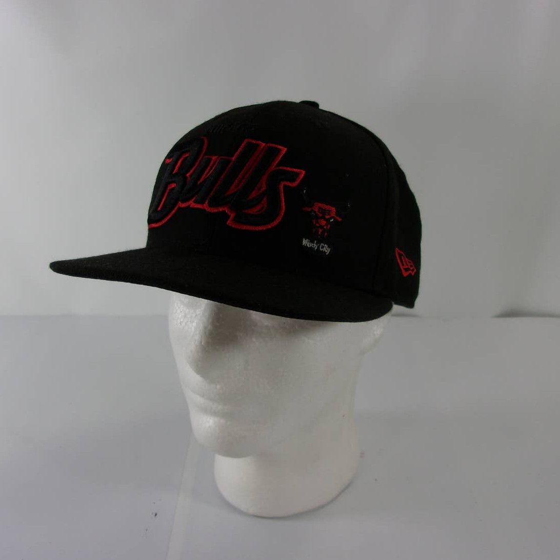 New Era Vintage 90's Chicago Bulls Script New Era Hardwood Snapback ...