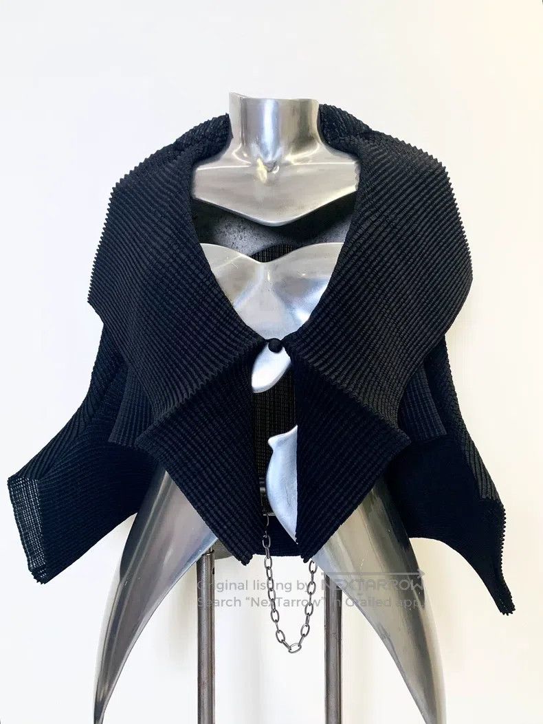 Issey Miyake Issey Miyake Black Deformed Ruffled Cardigan Size M / US 6-8 / IT 42-44 - 1 Thumbnail