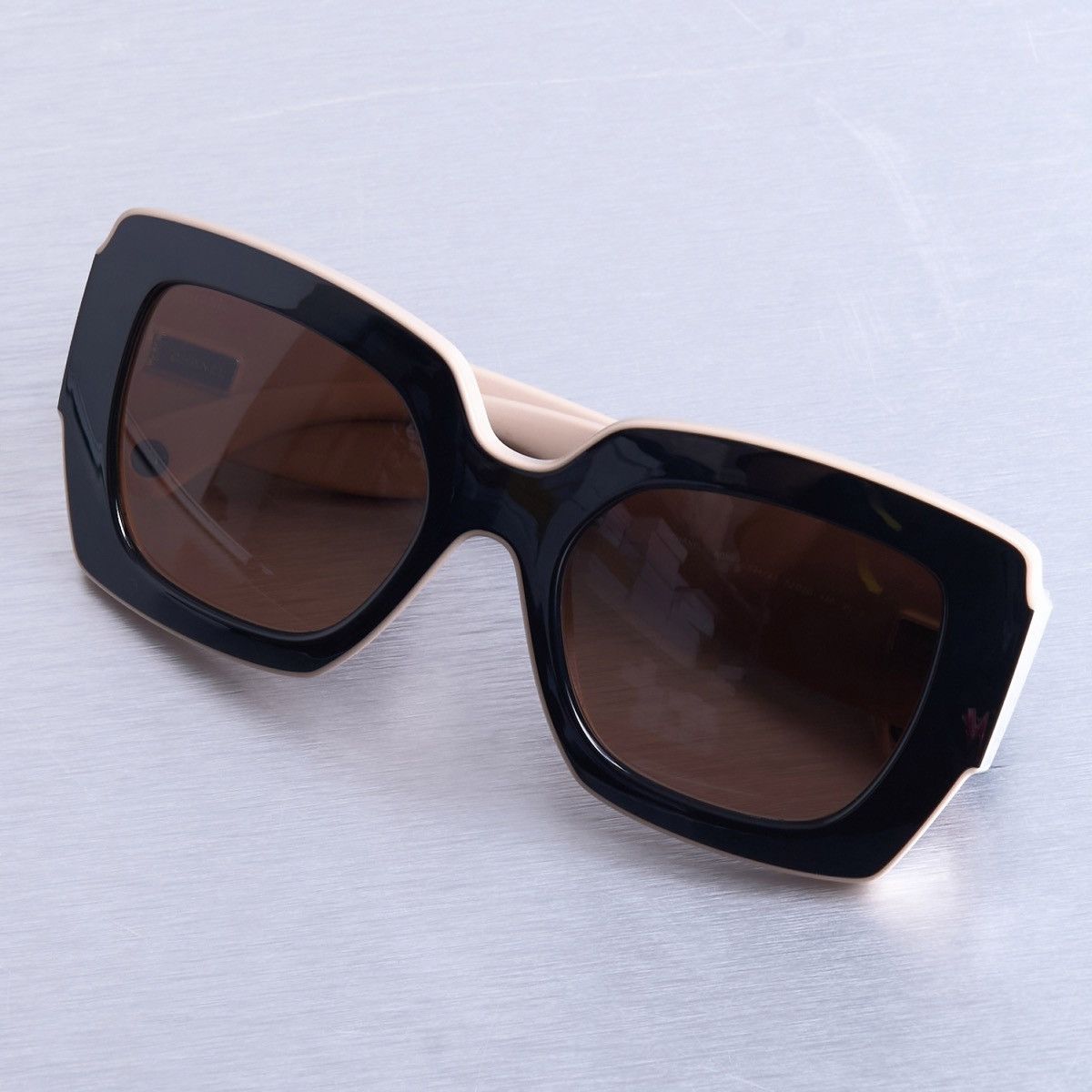 Chanel CHANEL 0CH6059 C53443 SUNGLASSES Size ONE SIZE - 8 Thumbnail