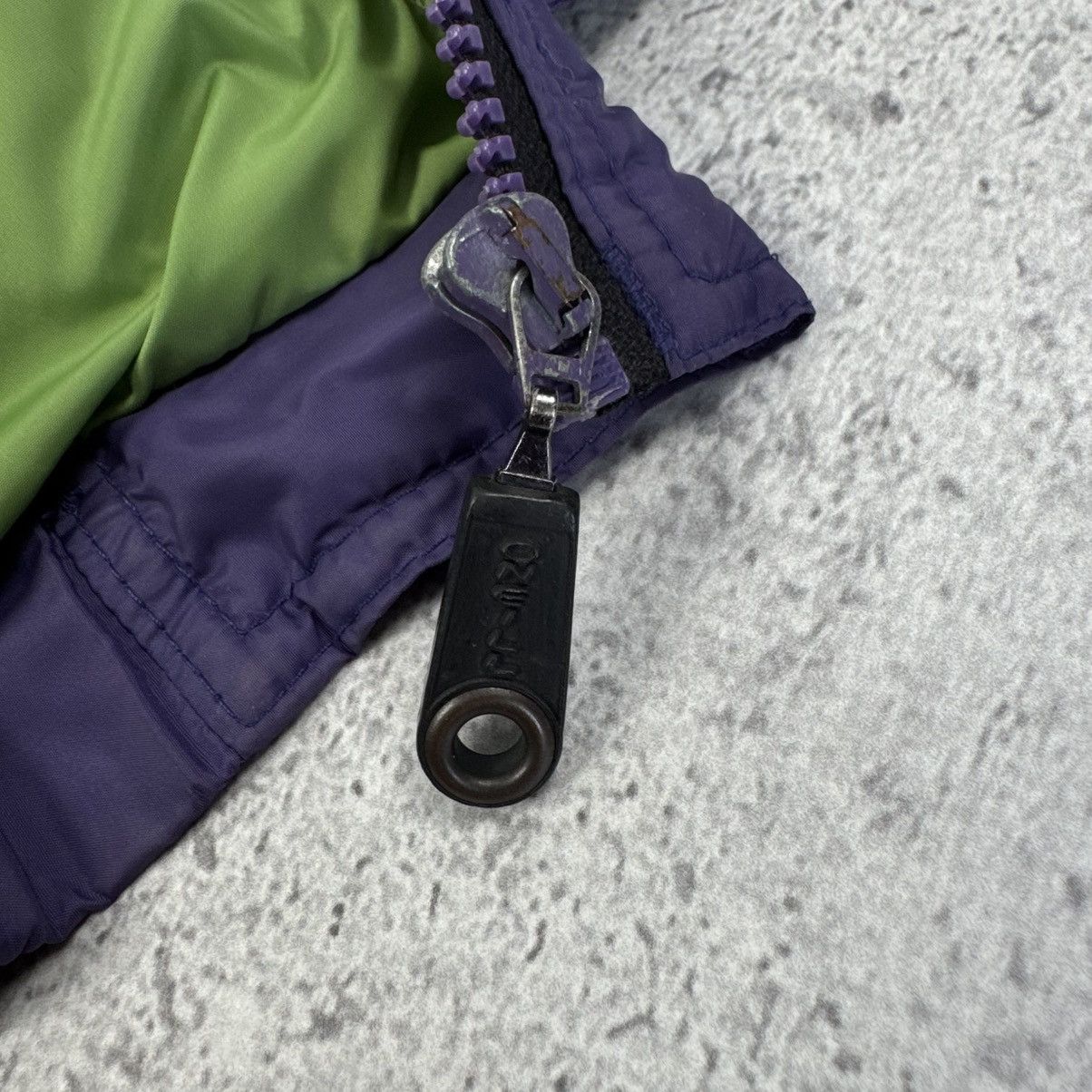 O'Neill × Vintage Vintage O’Neill 90s Puffer Down Jacket Surf Style Size US M / EU 48-50 / 2 - 12 Thumbnail