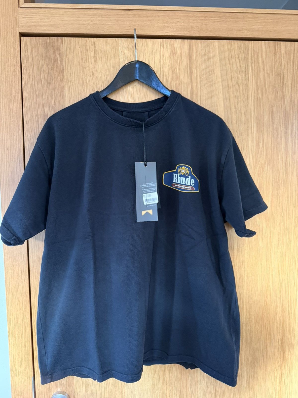 Rhude Rhude Racing crest Tshirt Ss26 Size US XL / EU 56 / 4 - 1 Thumbnail