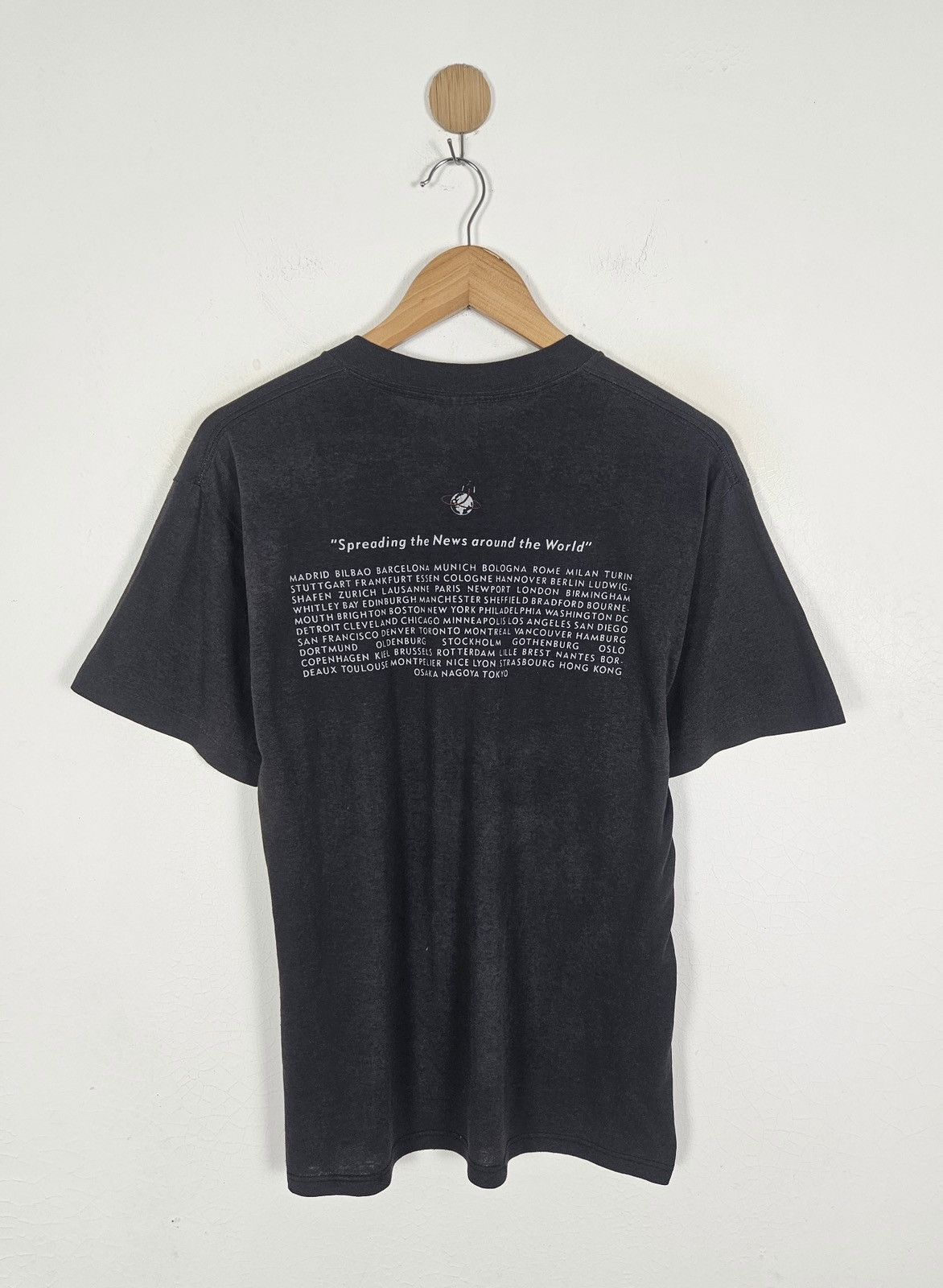 Band Tees Vintage 80s Depeche Mode Music for the Masses Tour Shirt Size US L / EU 52-54 / 3 - 2 Thumbnail