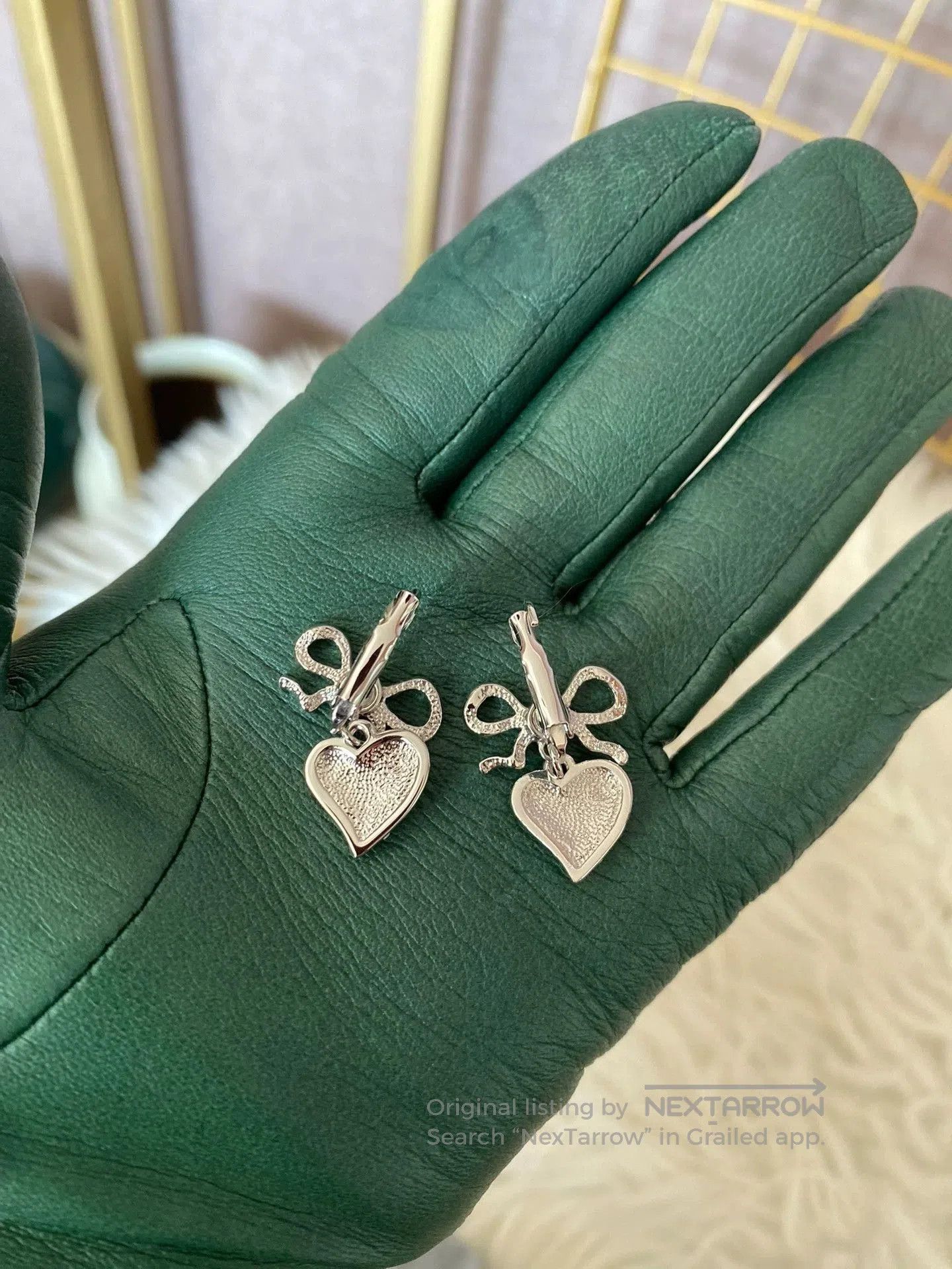 Vivienne Westwood Vivienne Westwood Heart Bow Earrings. Size ONE SIZE - 2 Thumbnail