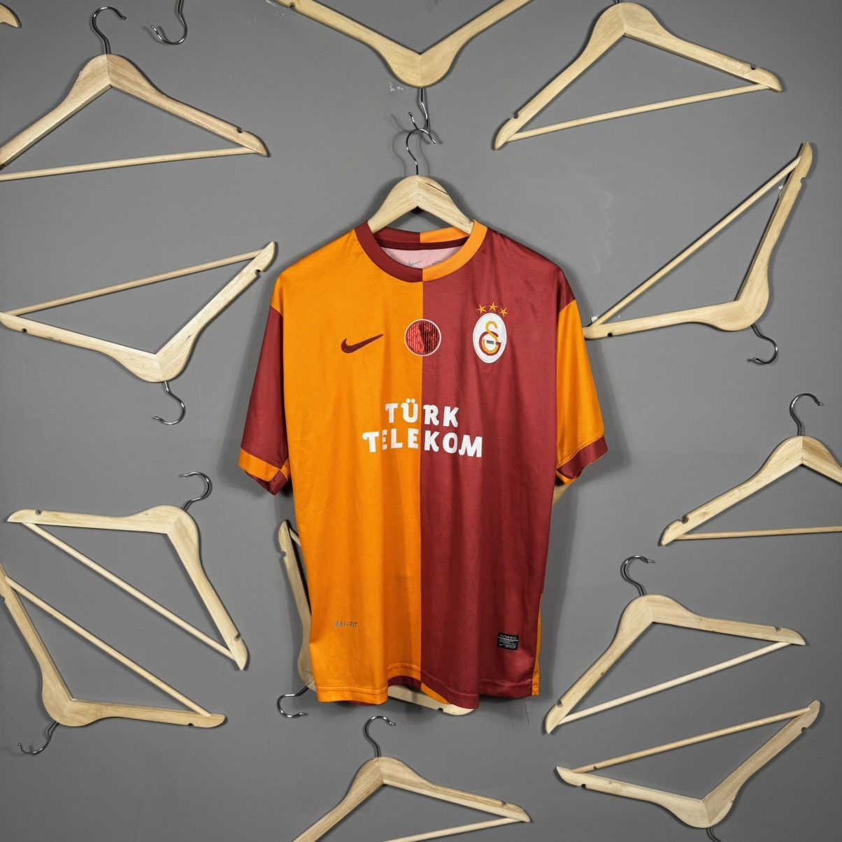 Other Galatasaray Blokcore Soccer Jersey Size US XL / EU 56 / 4 - 1 Thumbnail