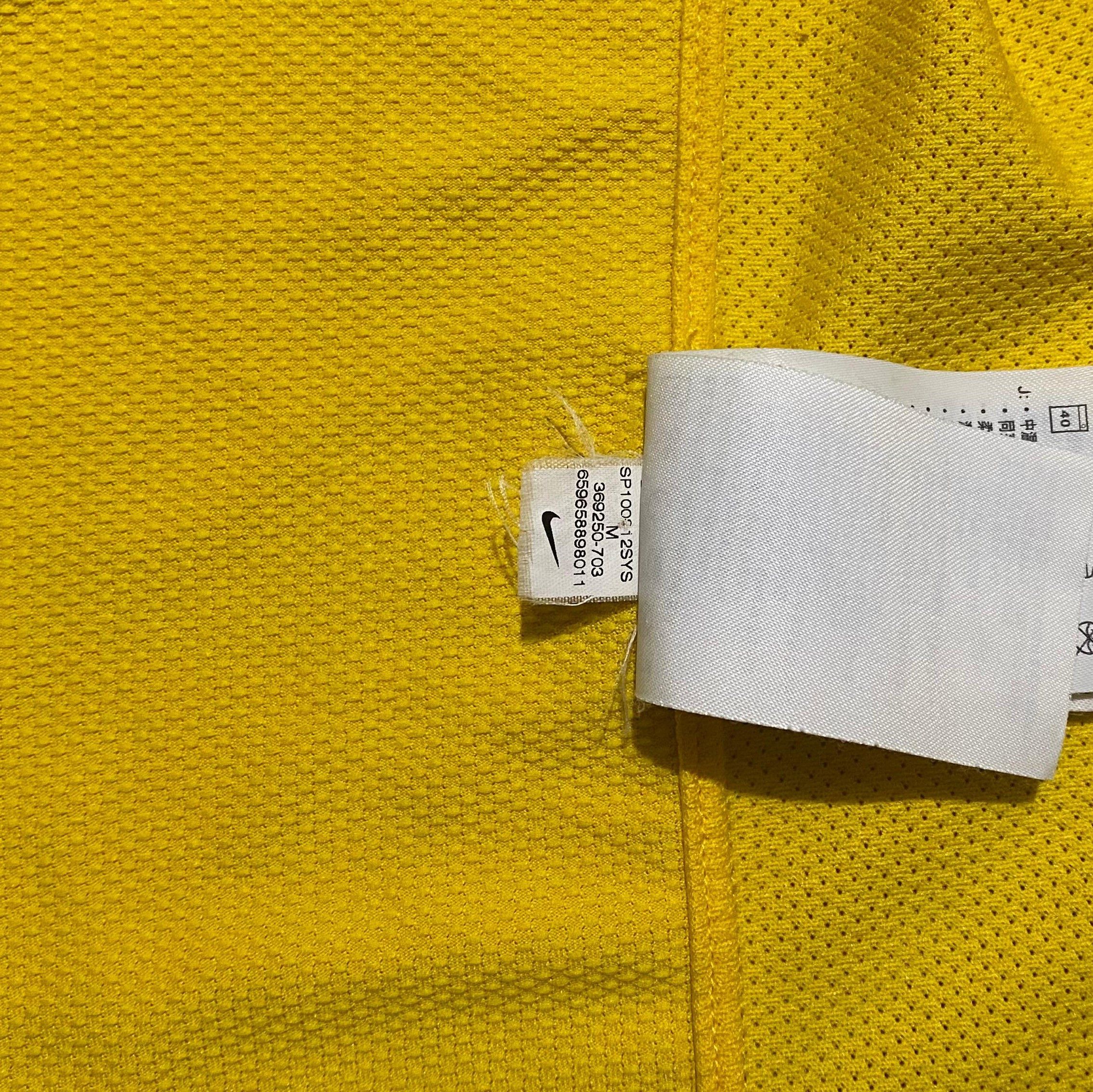 Nike Brazil World Cup 2010 Home Jersey Ricardo Kaká Size US M / EU 48-50 / 2 - 9 Thumbnail