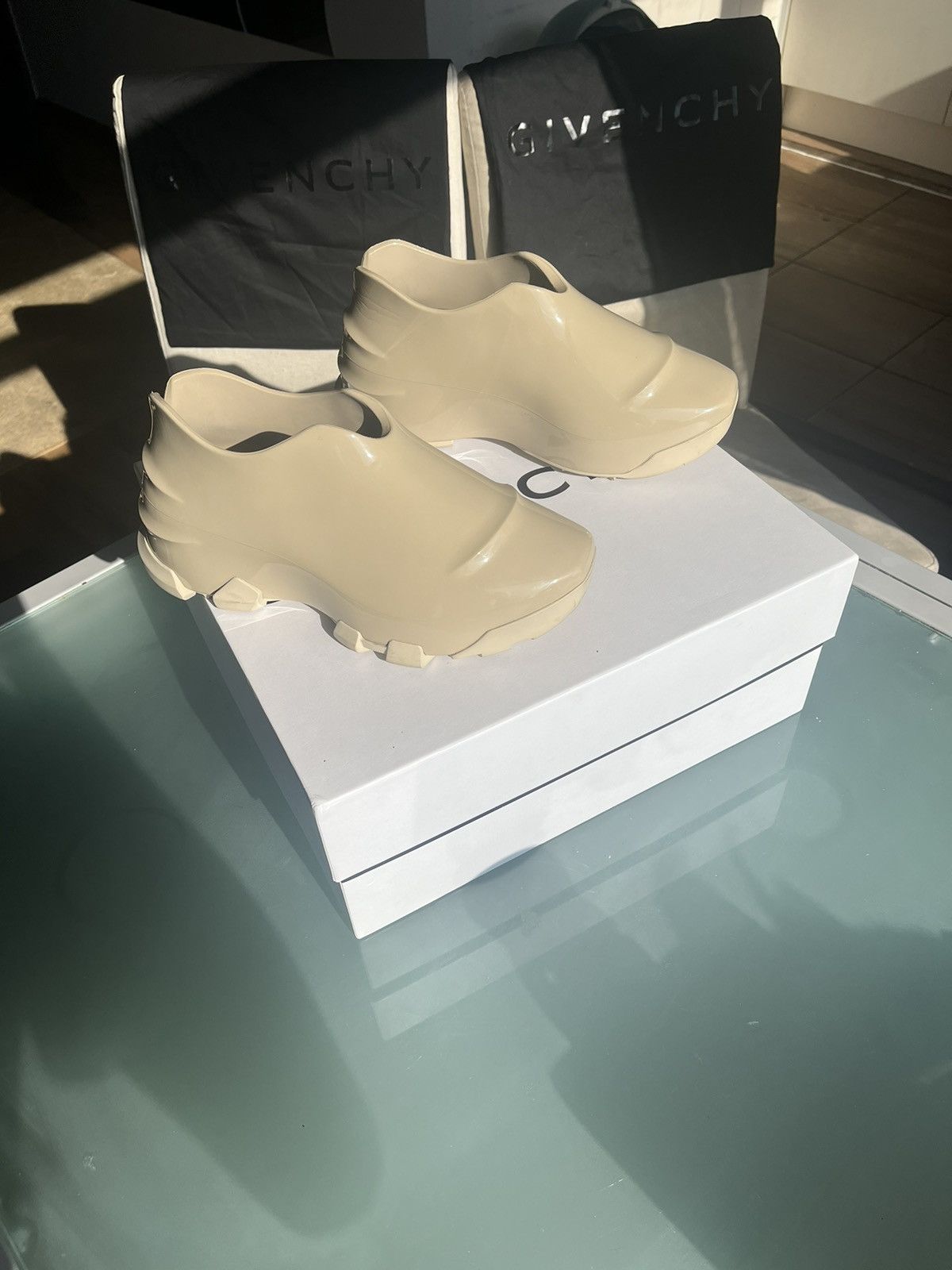 Givenchy Givenchy “monumental” Size US 9 / EU 42 - 7 Thumbnail