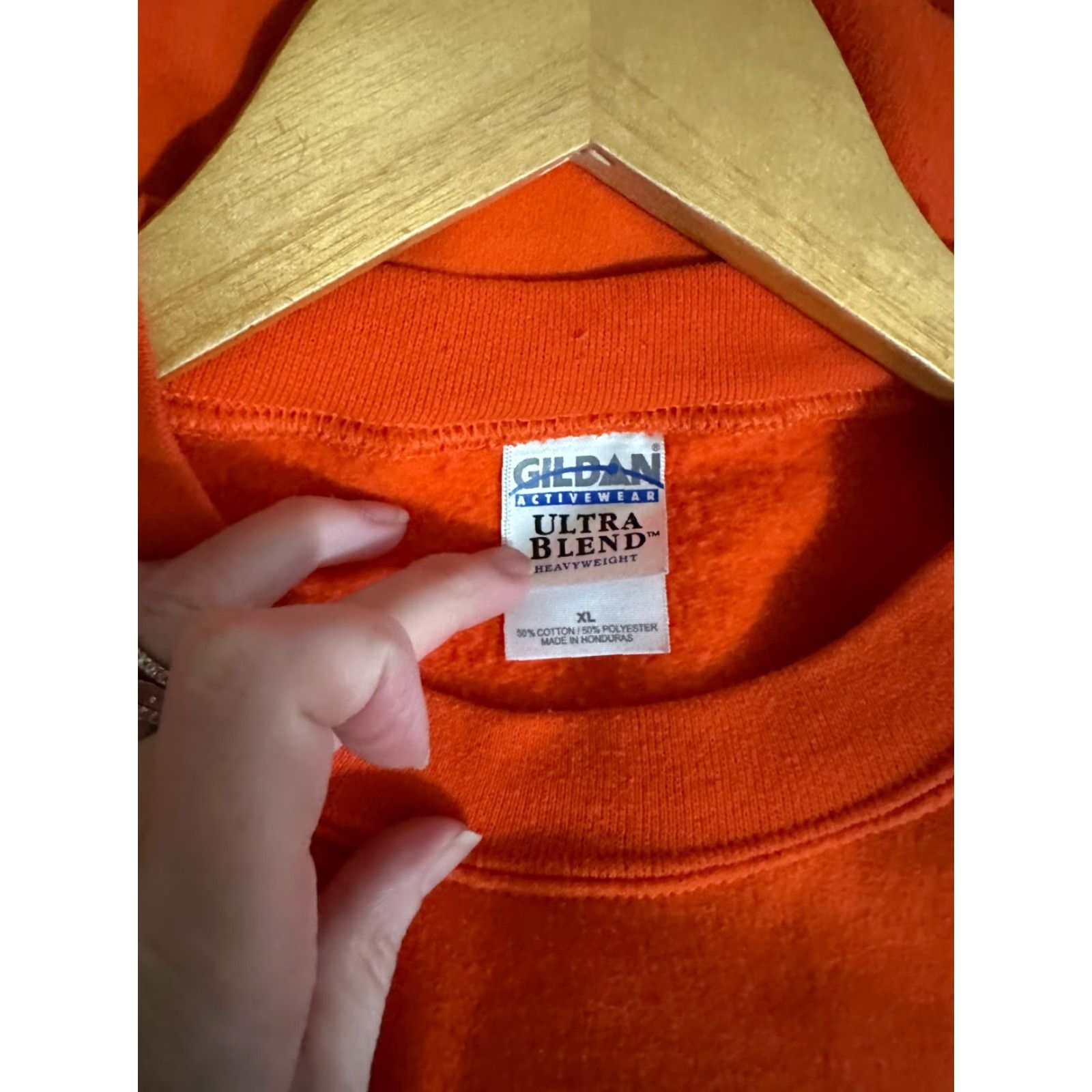 Gildan VINTAGE Gildan Sweatshirt Men XL Orange Blackhawk Soccer Pullover Crew Neck Logo Graphic Print Bike Week Size US XL / EU 56 / 4 - 4 Thumbnail