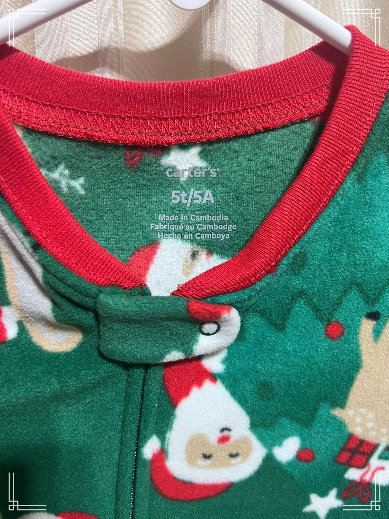 Designer Carter’s 5T Christmas Footed Pajamas – Santa & Reindeer Pri Size ONE SIZE - 3 Thumbnail