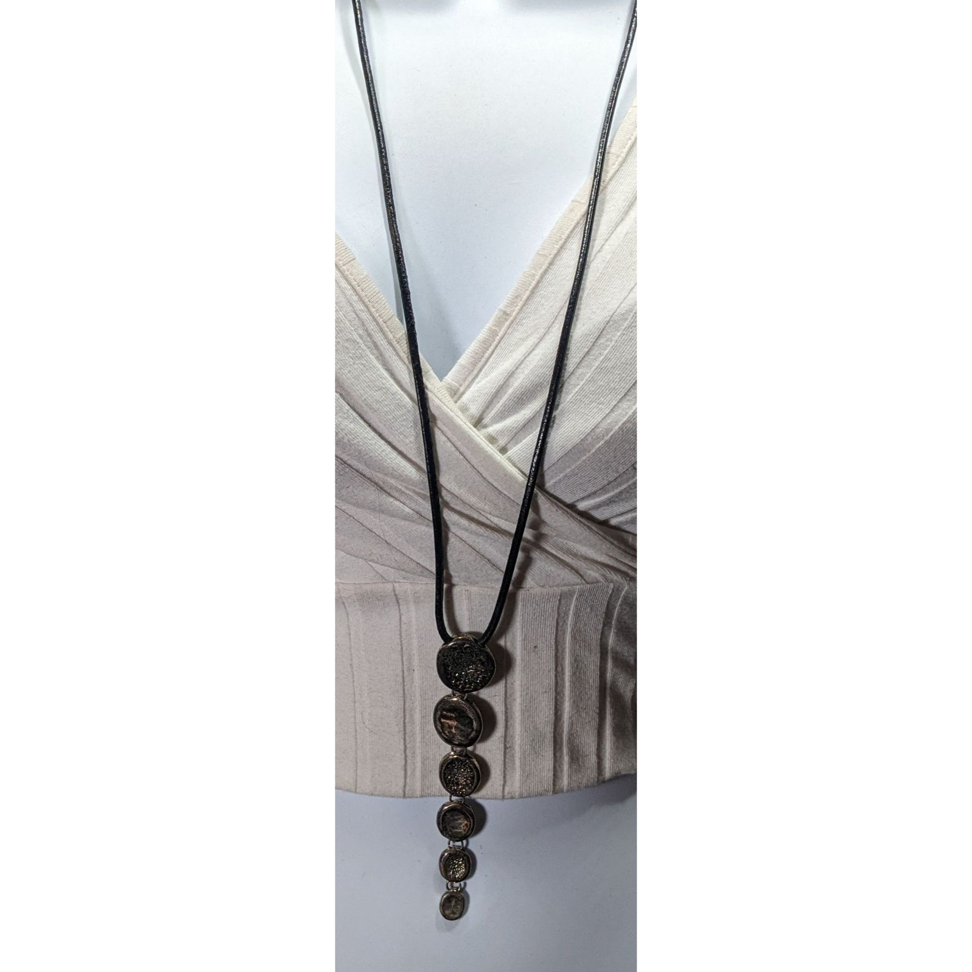 Other Vintage Brutalist Graduated Disc Pendant Silver Tone And Bla Size ONE SIZE - 2 Thumbnail