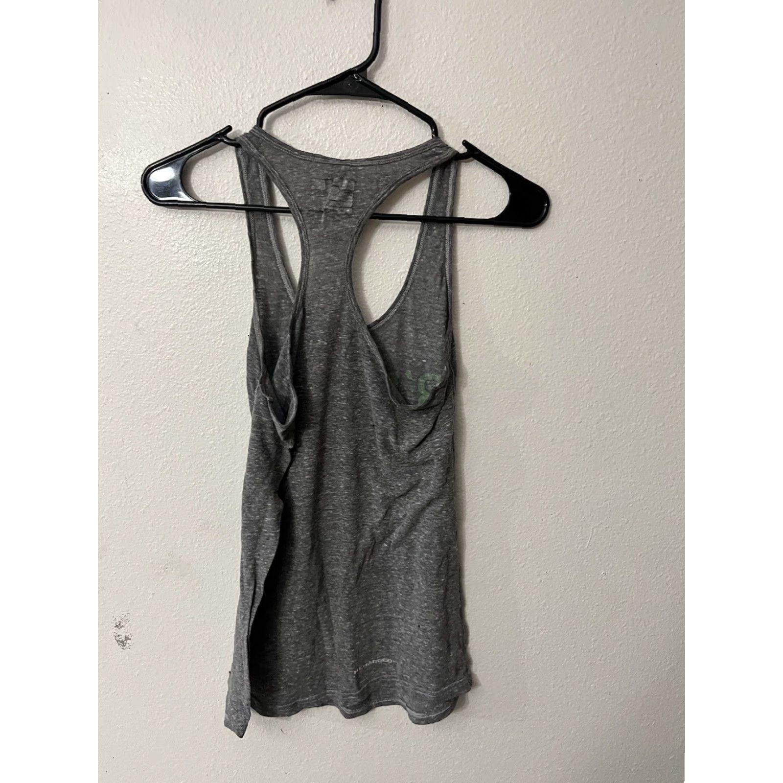 Under Armour Under Armour Heatgear Tank XS Gray Heather Athletic Sleeveless Womens Size ONE SIZE - 2 Thumbnail