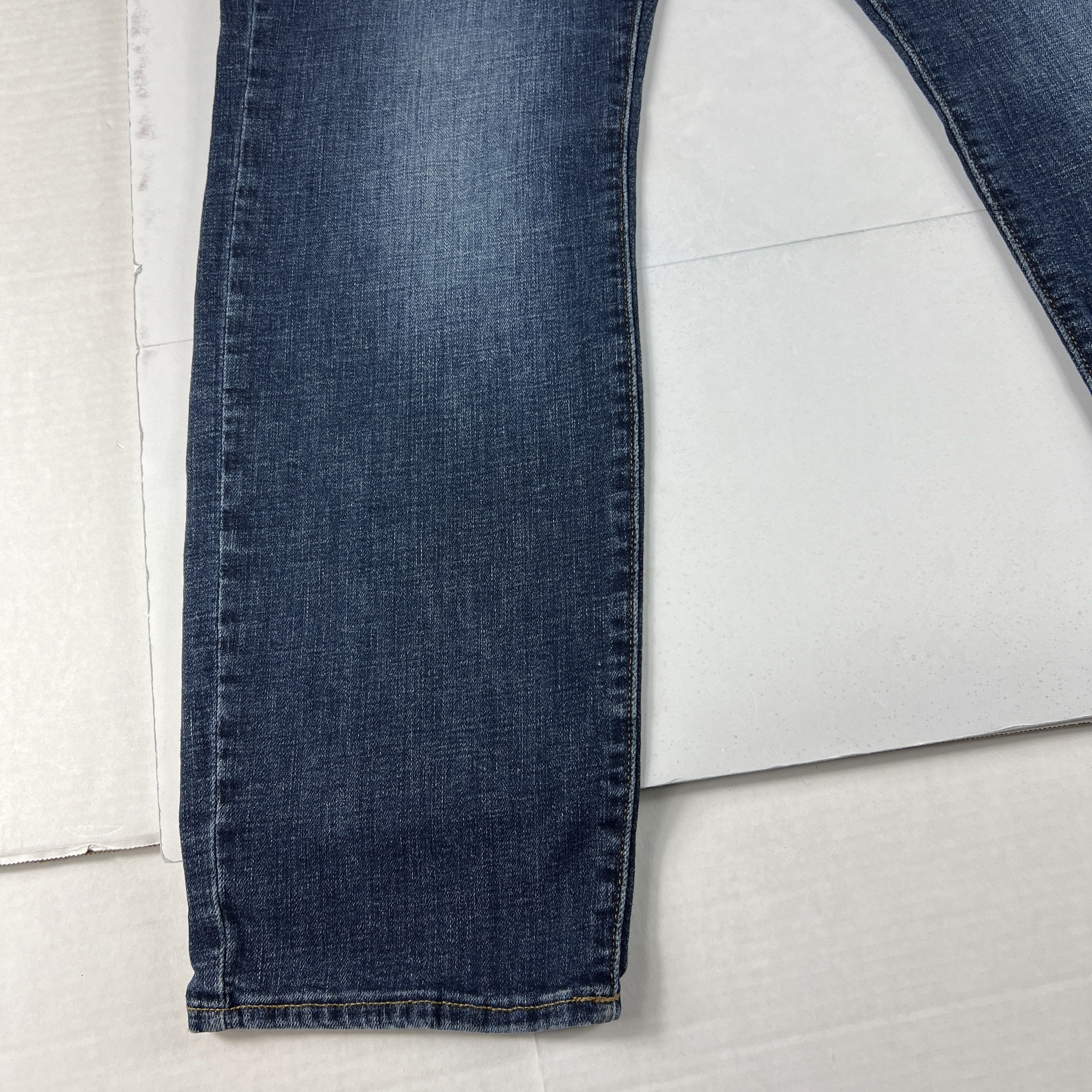 Lucky Brand Lucky Brand Jean 121 Slim Straight Blue Faded Stretch Denim Size US 33 - 6 Thumbnail