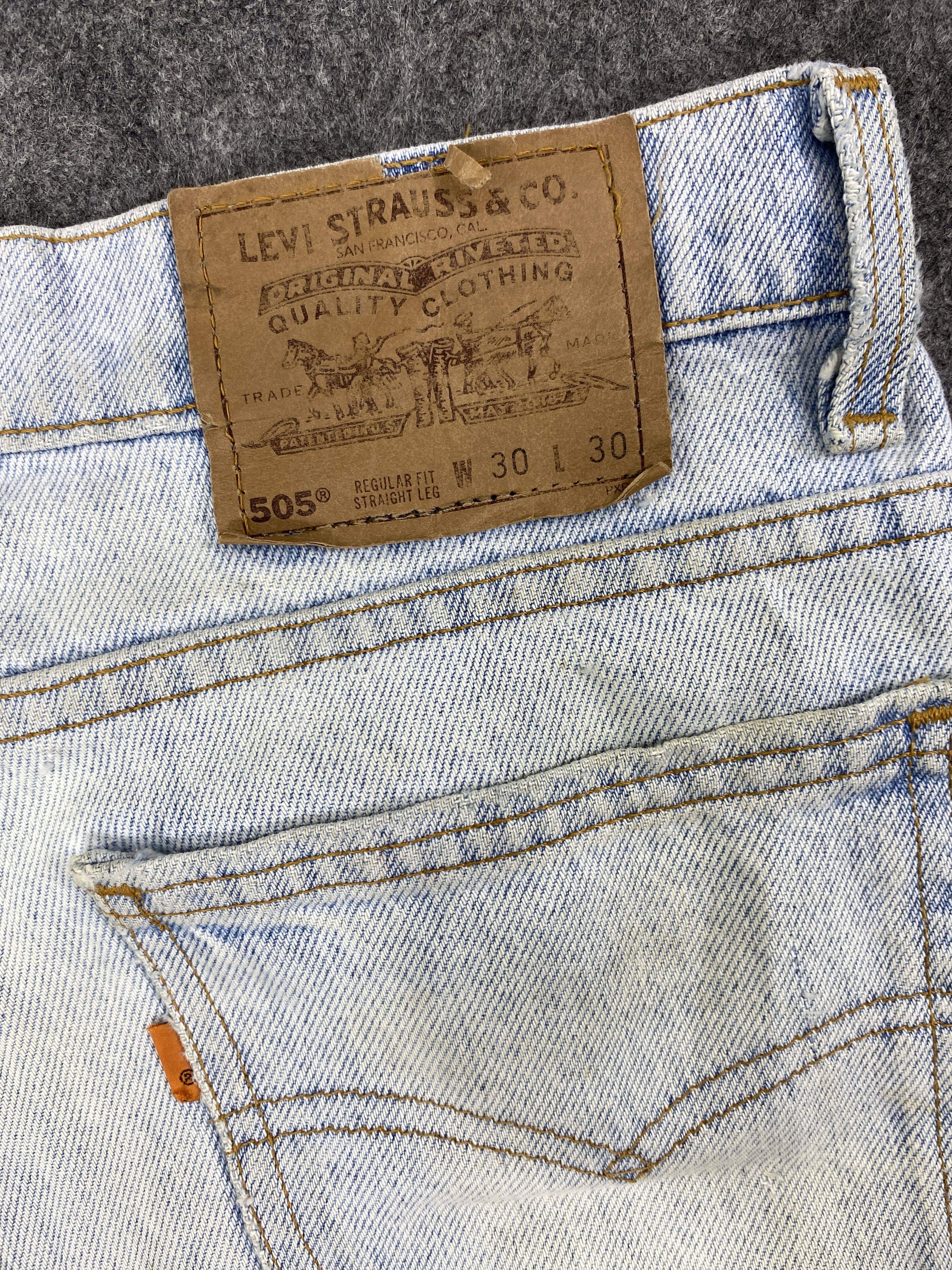 Levi's 90's Light Wash Vintage Levi's 505 USA 31x30 Denim -JN1802 Size US 31 - 10 Thumbnail