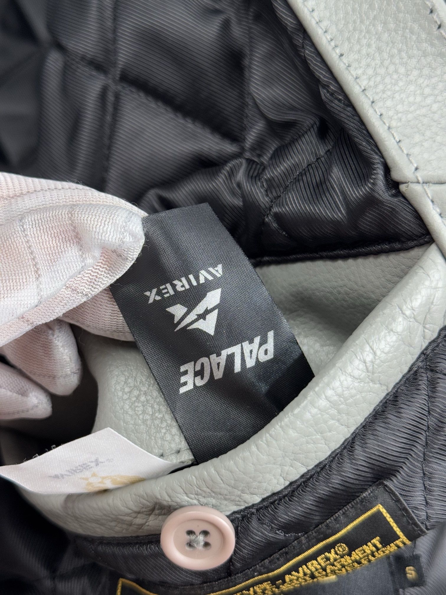 Avirex × Palace palace avirex leather jacket Size US S / EU 44-46 / 1 - 11 Thumbnail