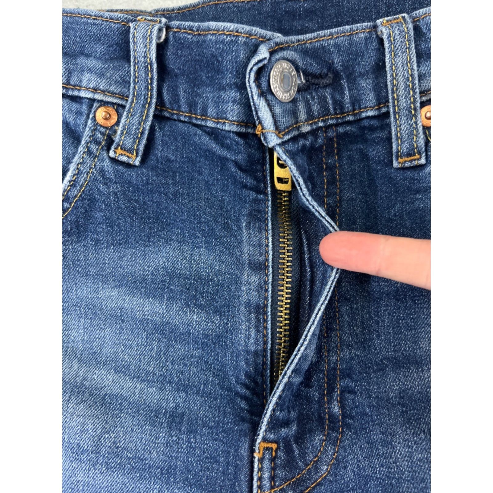 Levi's Levi's 512 Jeans Denim Blue 32x29 Regular Slim Distressed Cotton 5-Pocket Men Jeans Vintage? No Size US 32 / EU 48 - 5 Thumbnail