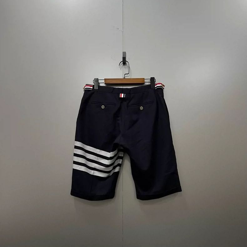 Thom Browne Thom Browne size1 Blue and green striped printed shorts Size US 26 / EU 42 - 2 Thumbnail