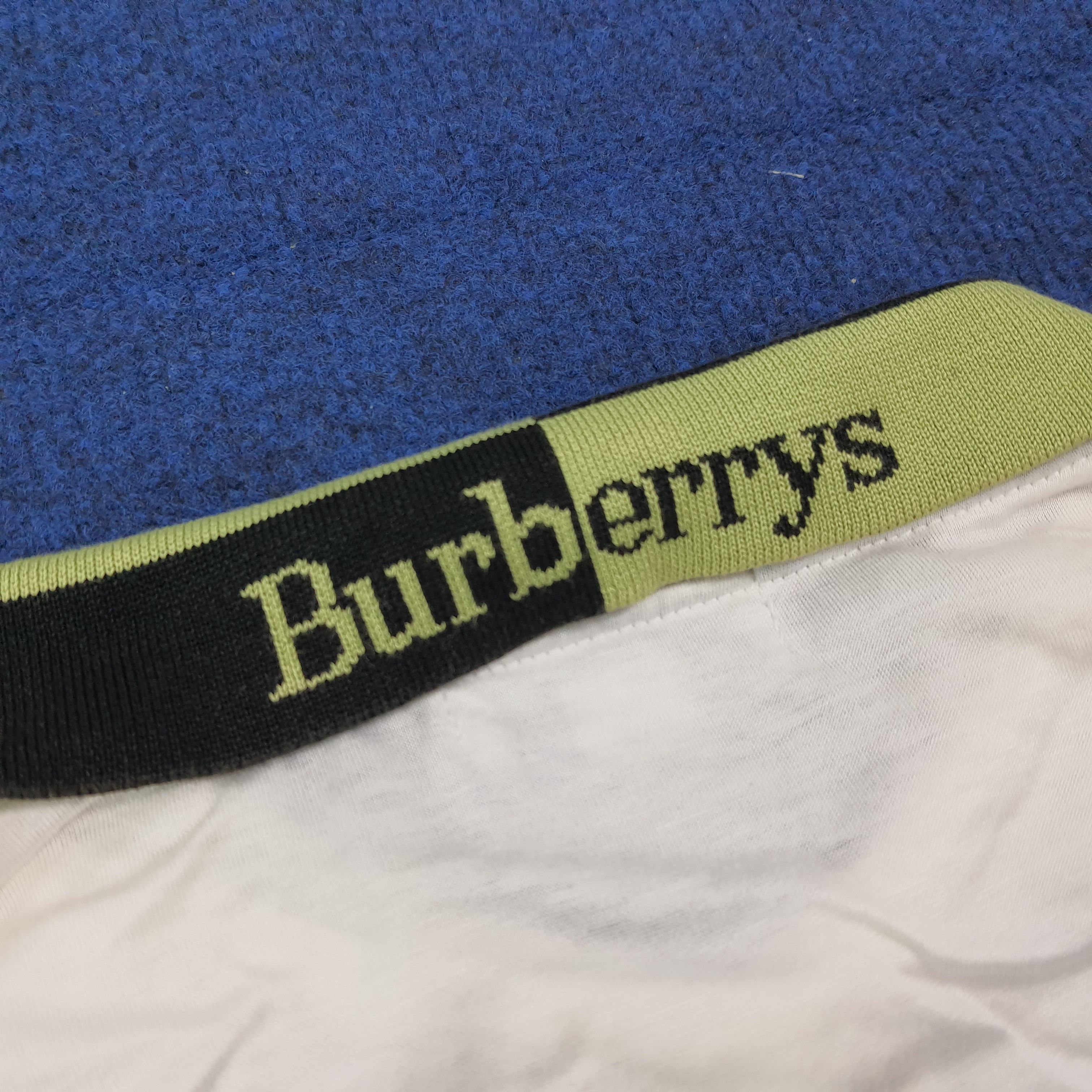 Burberry VINTAGE 90s Burberry's Long Sleeve Polo Shirt C276N72 Size US M / EU 48-50 / 2 - 4 Thumbnail