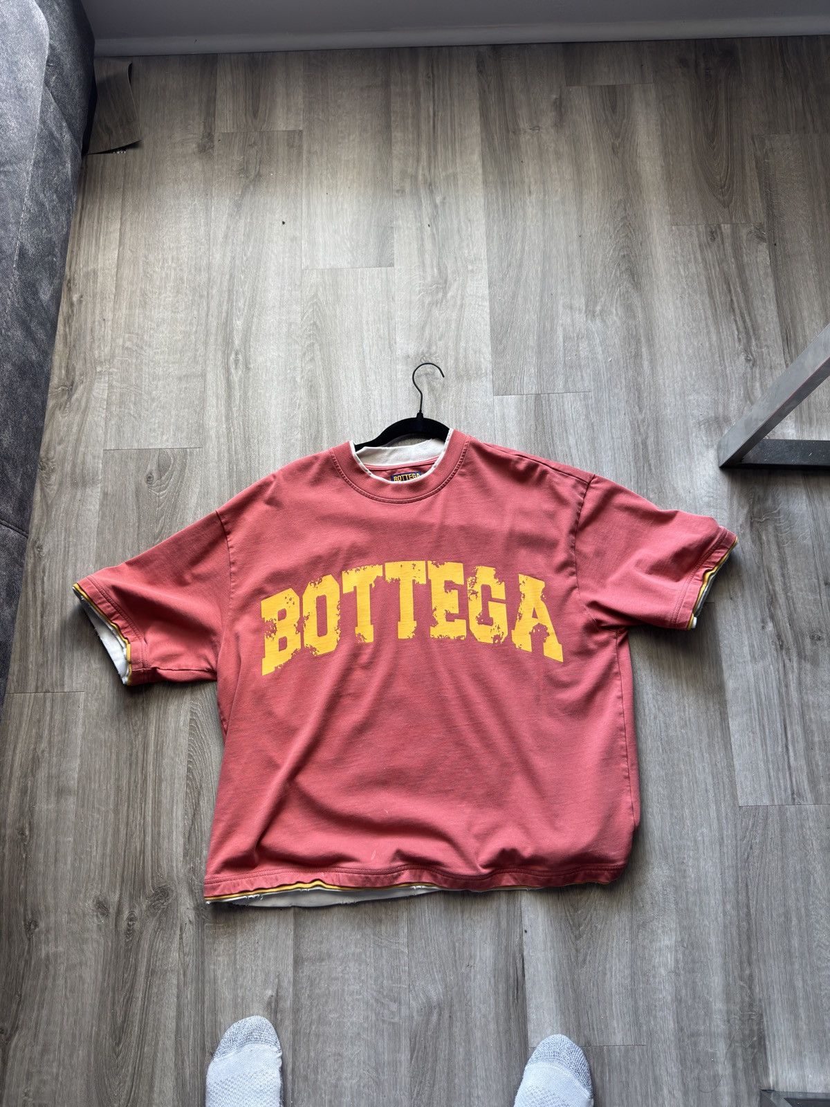 BOTTEGA DESIRES NOT WAR SHORT SLEEVE