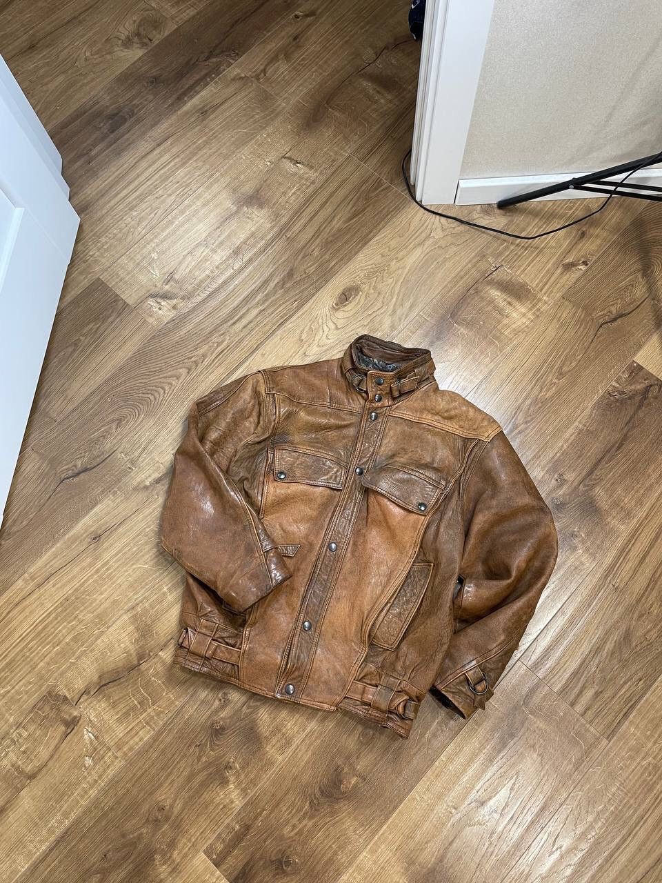 image of Avant Garde x Genuine Leather Vintage Y2K Brown Aviator Top Gun Genuine Leather Jacket (Size Small)