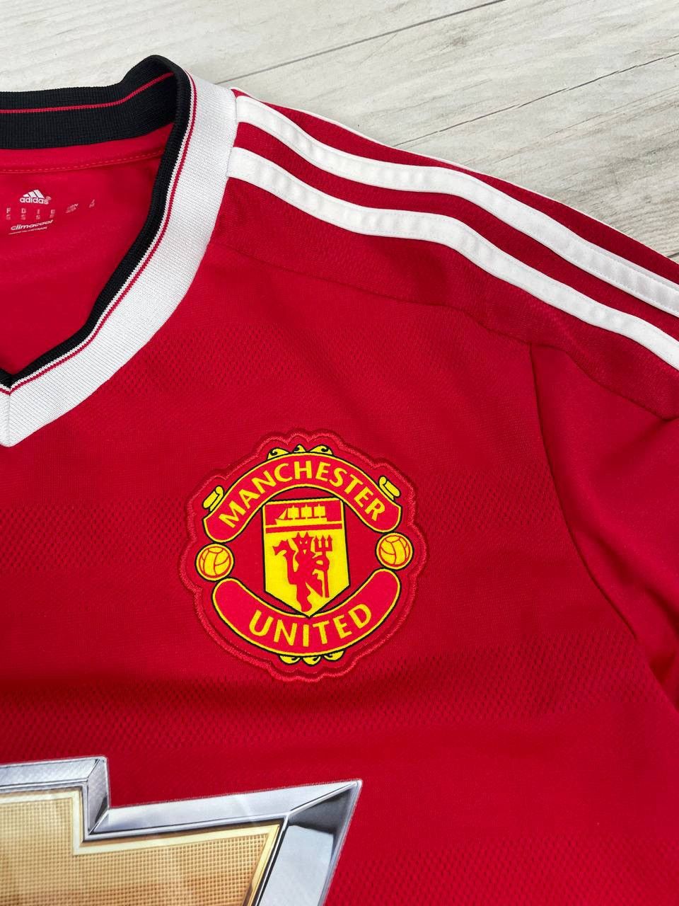 Nike Manchester United 2015 2016 Home Shirt Long Sleeve Jersey Size US S / EU 44-46 / 1 - 8 Thumbnail