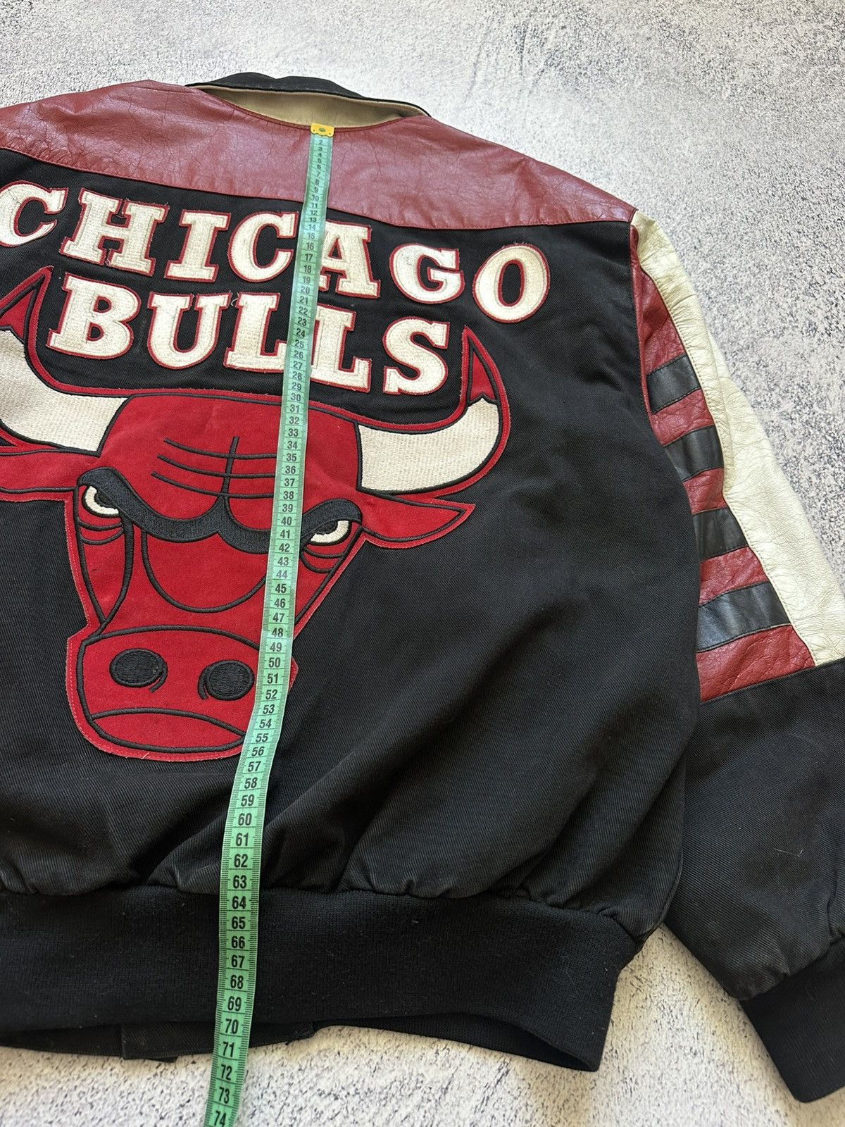 Jeff Hamilton 1993 Jeff Hamilton Chicago Bulls Jacket Size US XL / EU 56 / 4 - 19 Thumbnail