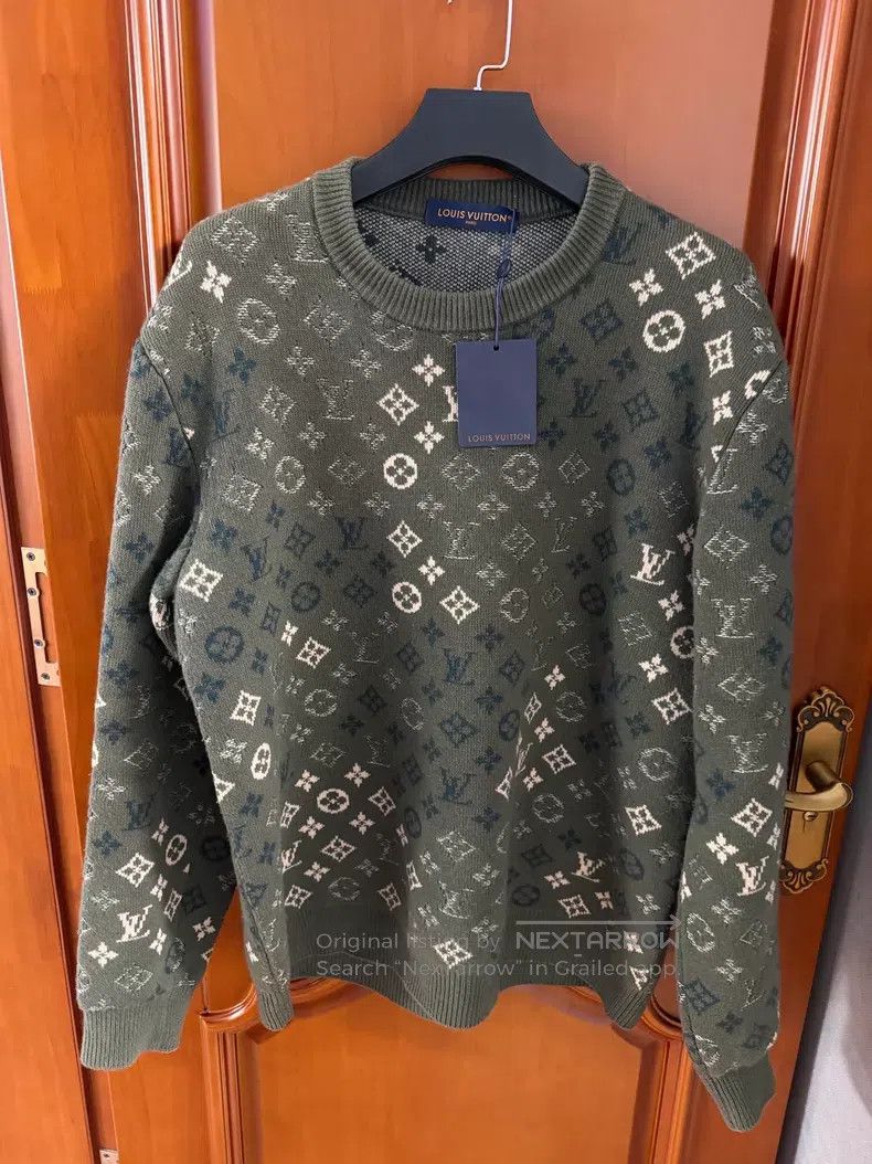 Louis Vuitton Louis Vuitton New 1926 Green Full Print Gradient Sweater Size US XXL / EU 58 / 5 - 1 Thumbnail