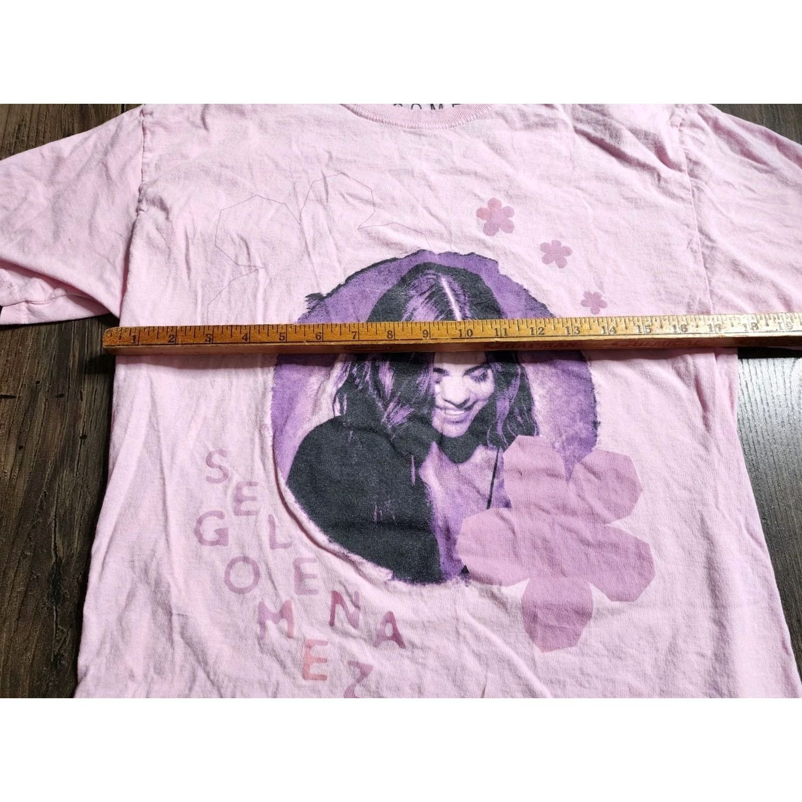 Vintage Womens M Selena Gomez Flowers Portrait T Shirt Pop Music Size M / US 6-8 / IT 42-44 - 3 Thumbnail