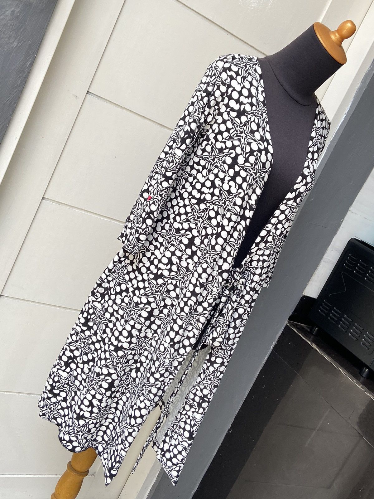 Diane von Furstenberg Diane Von Furstenberg Cardigan Size XS / US 0-2 / IT 36-38 - 4 Thumbnail