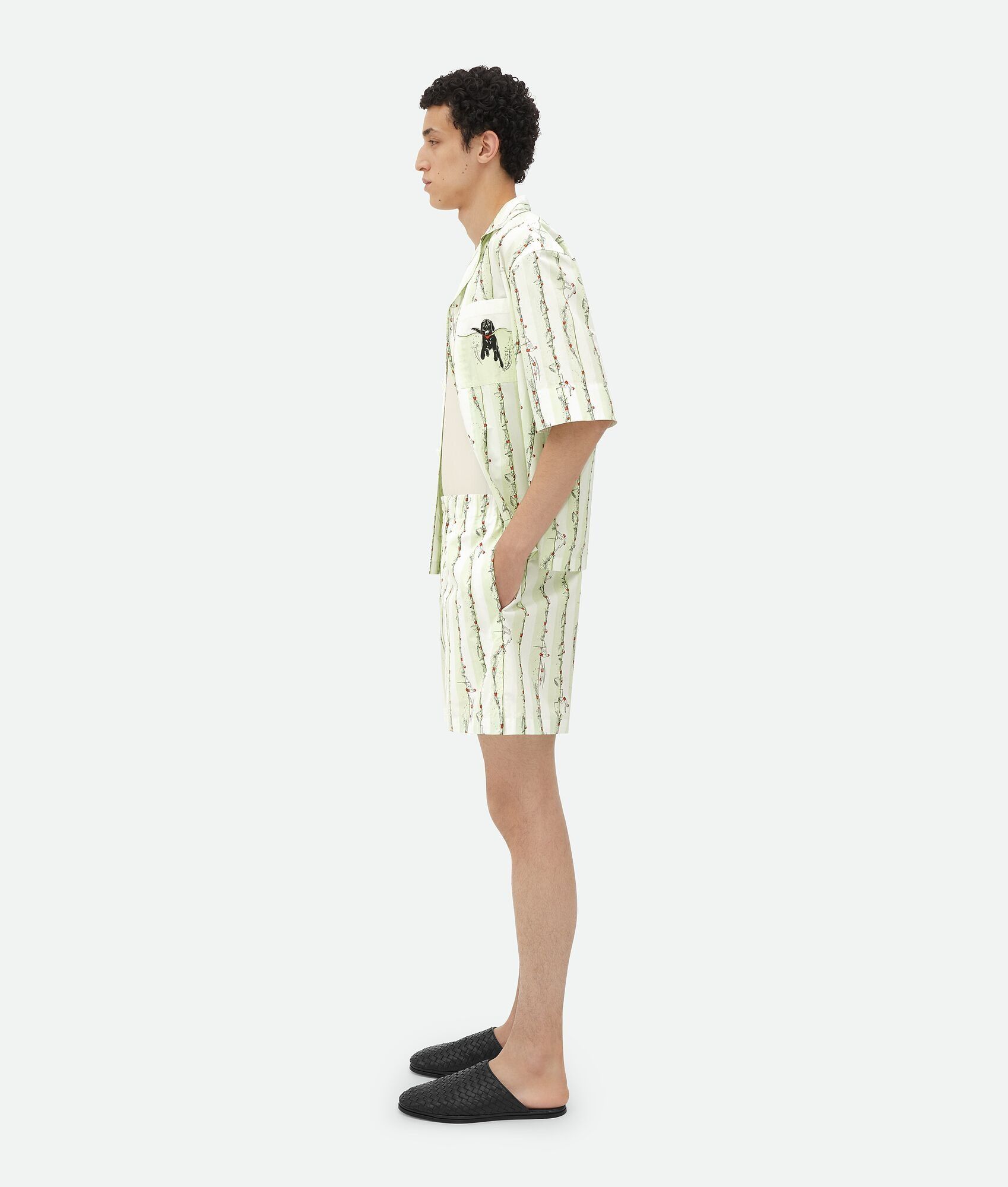 Bottega Veneta o1bcso1str0725 Printed Cotton Shorts in Light Cyan/Red Size US 36 / EU 52 - 2 Thumbnail