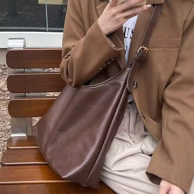 Vintage Pu Leather Shoulder Bag, Large Tote Size ONE SIZE - 1 Thumbnail